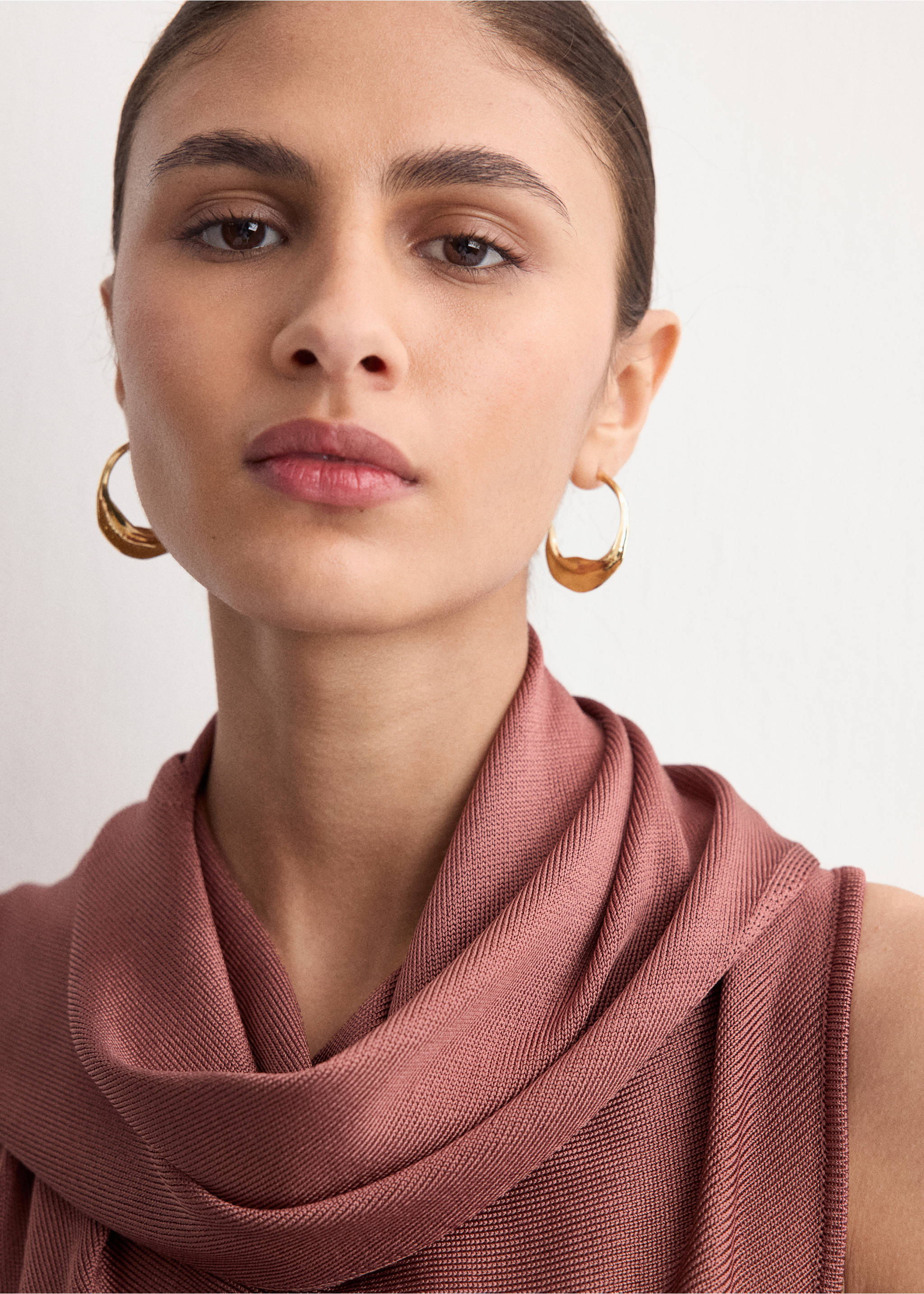 Satin knit foulard dress - Details of the article 1, Russet. Ref: 27054074-00.