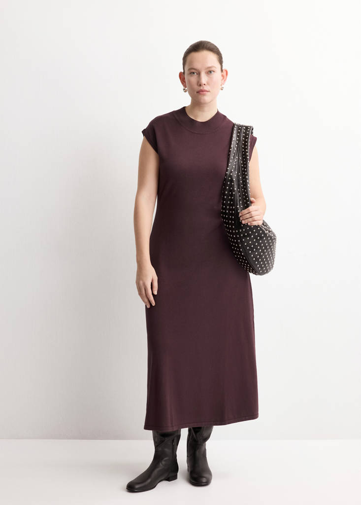 Perkins-neck knitted dress — Chocolate