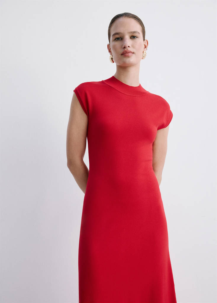 Perkins-neck knitted dress — Red