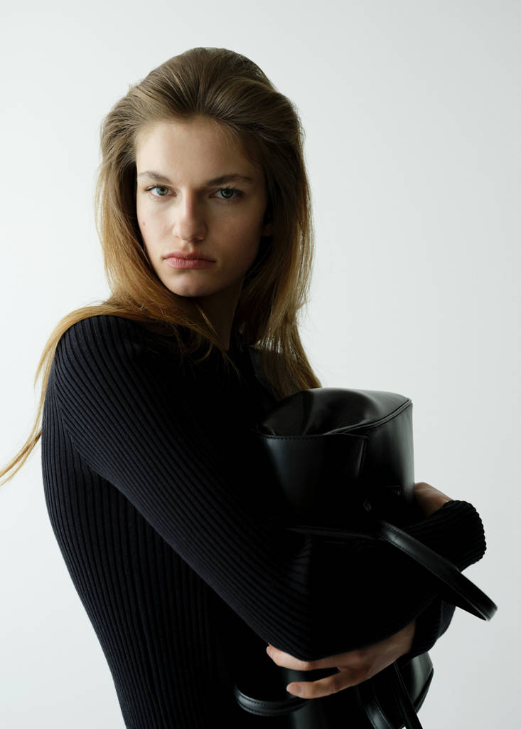 Pocket knit cardigan — Black