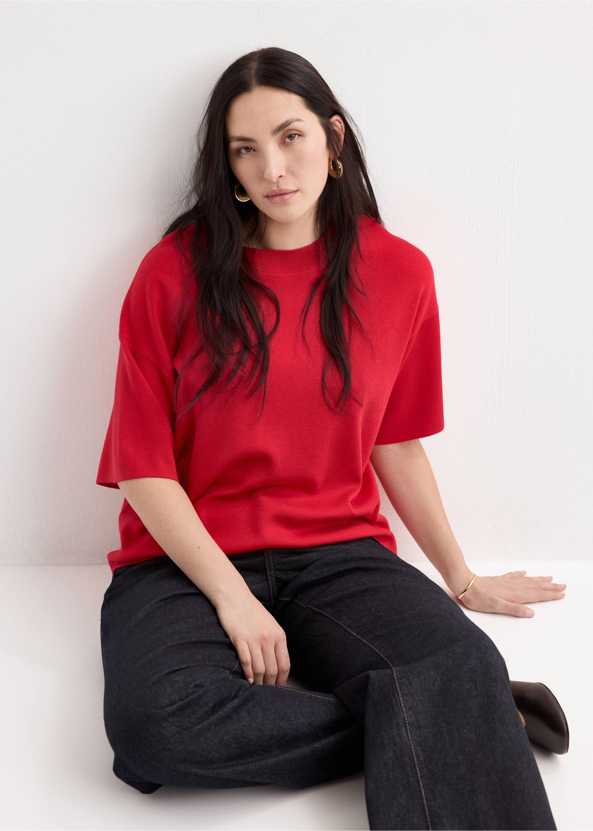 Oversize short sleeve sweater - Details of the article 5, Red. Ref: 27054089-00.