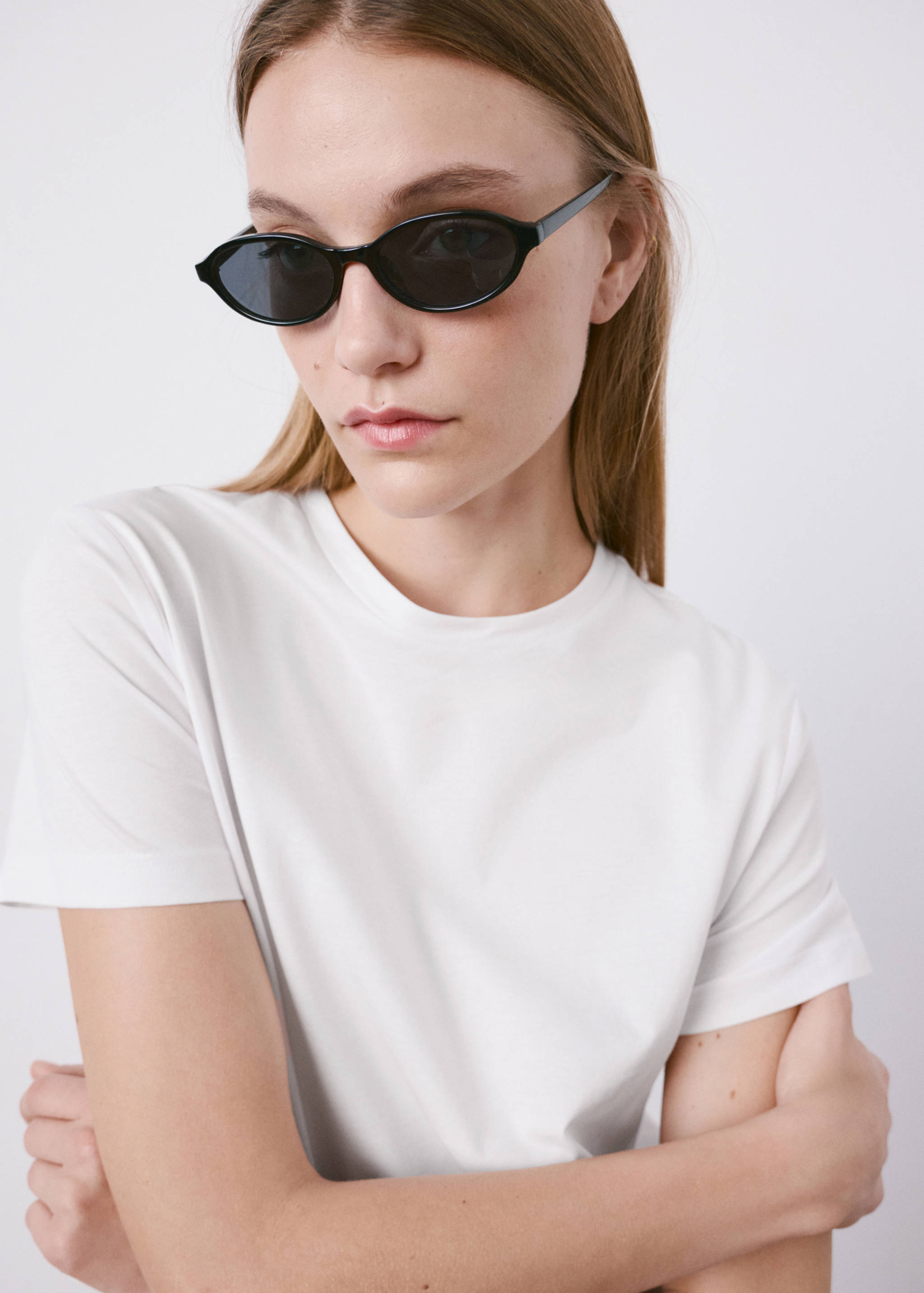 Short-sleeved cotton t-shirt - Reverse of the article