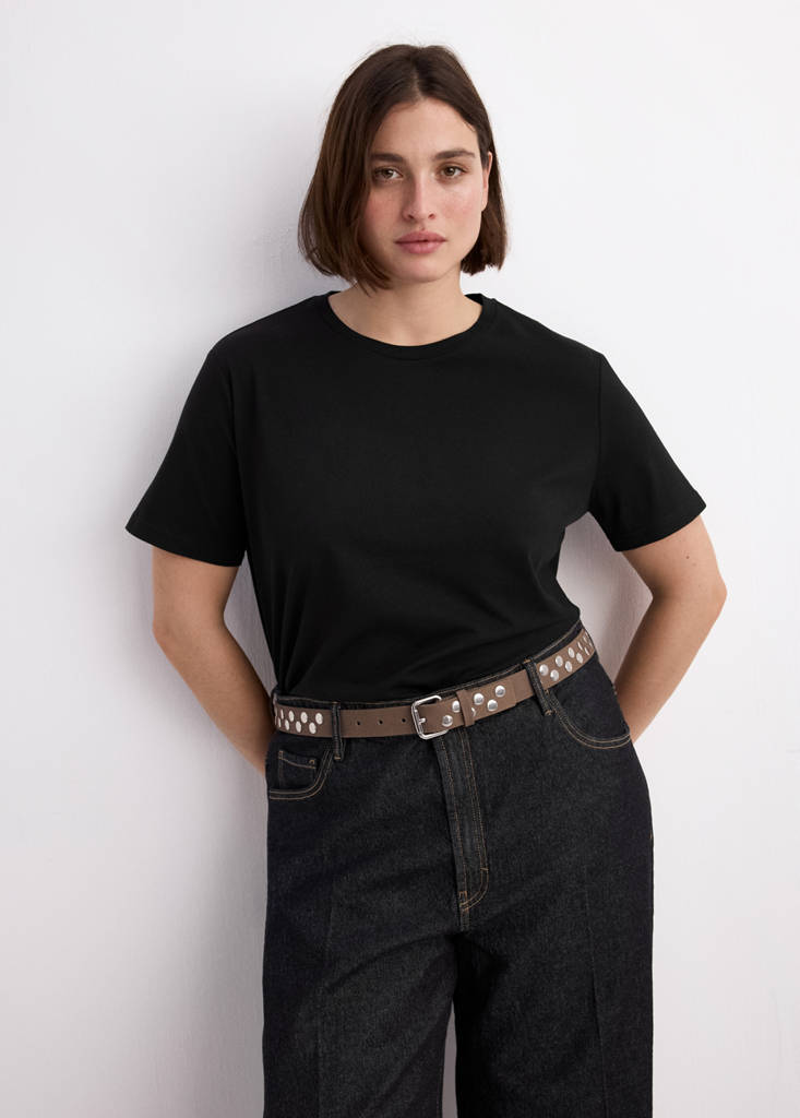 Short-sleeved cotton t-shirt — Black