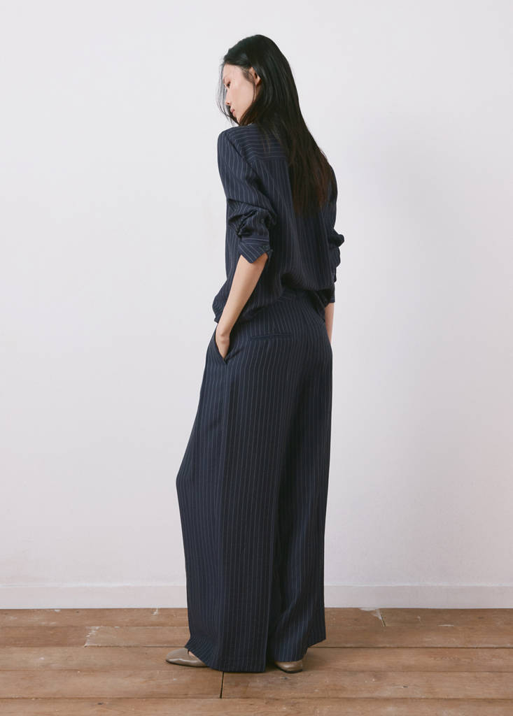 Pinstripe wide leg trousers — Navy