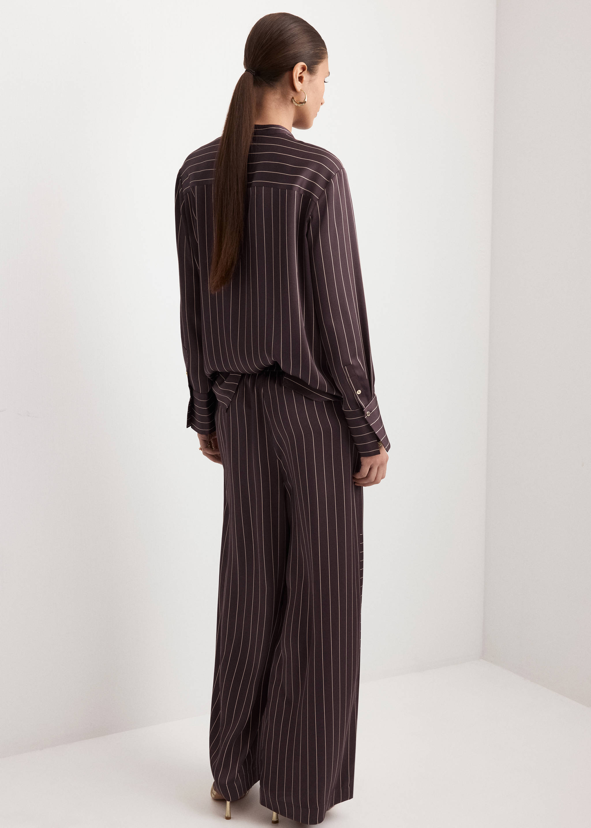 Pantaloni satinati stampa geometrica - Retro dell'articolo