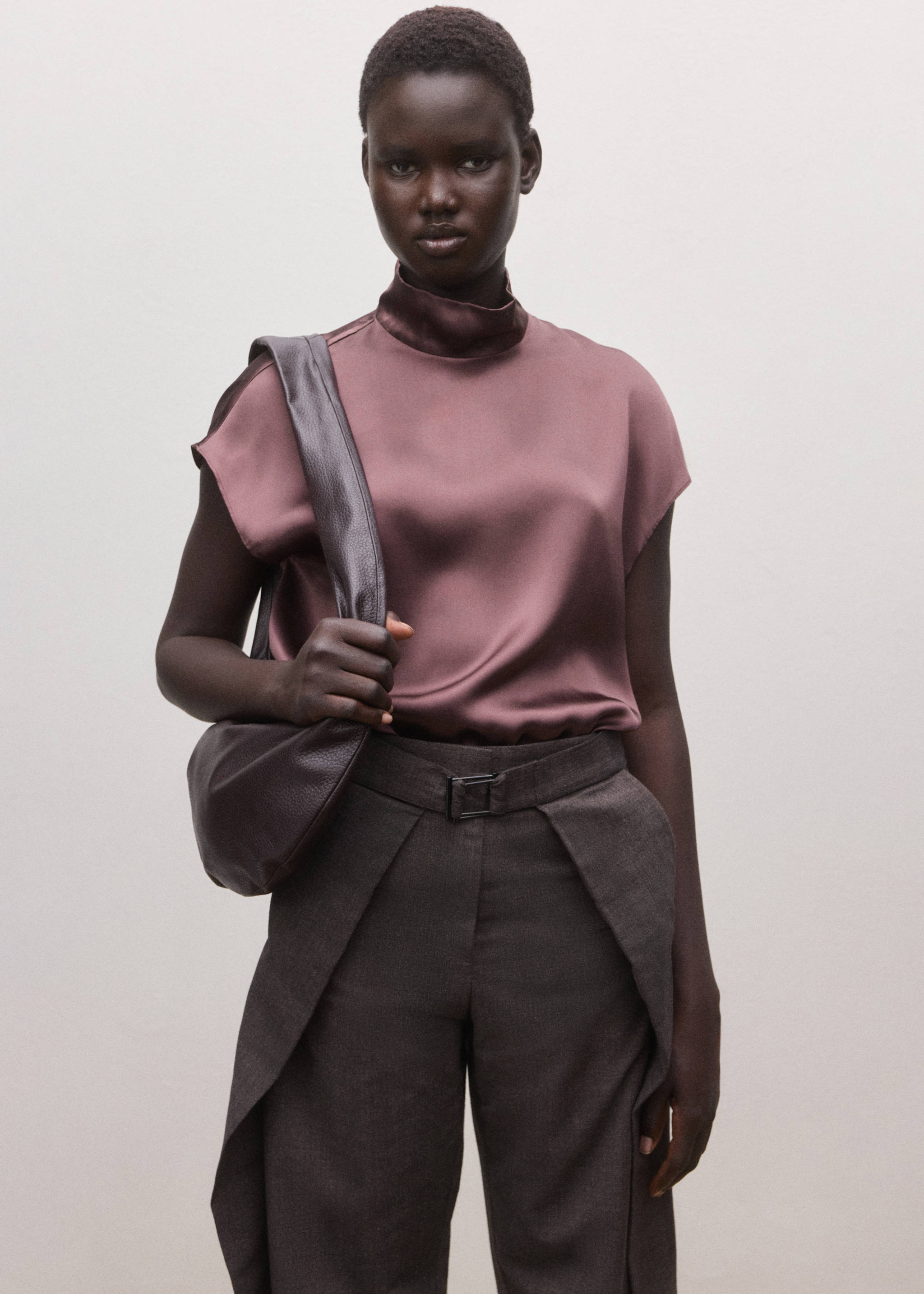 Blusa 100% seda satinada - Plano medio, Burdeos. Ref: 27054095-00.