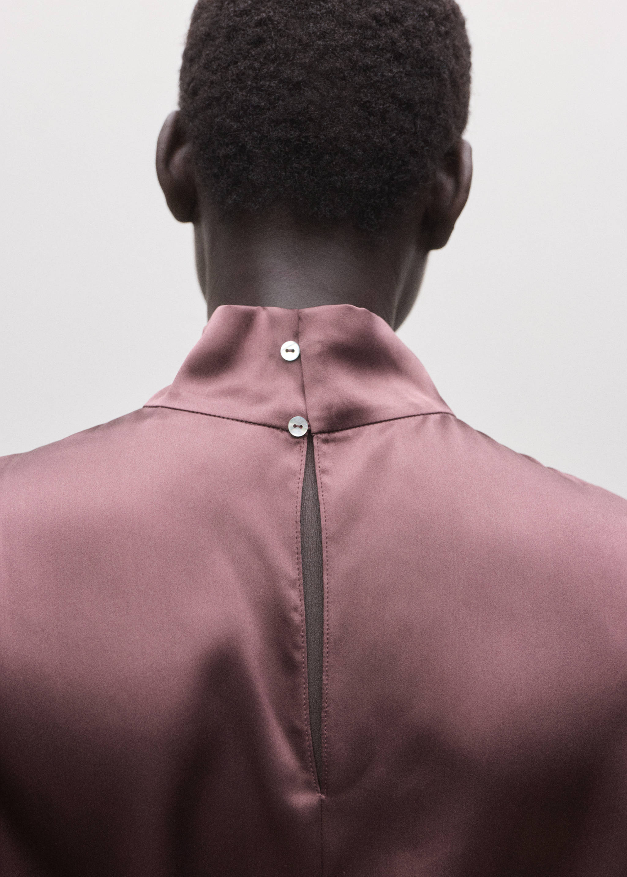 100% satin silk blouse - Details of the article 6