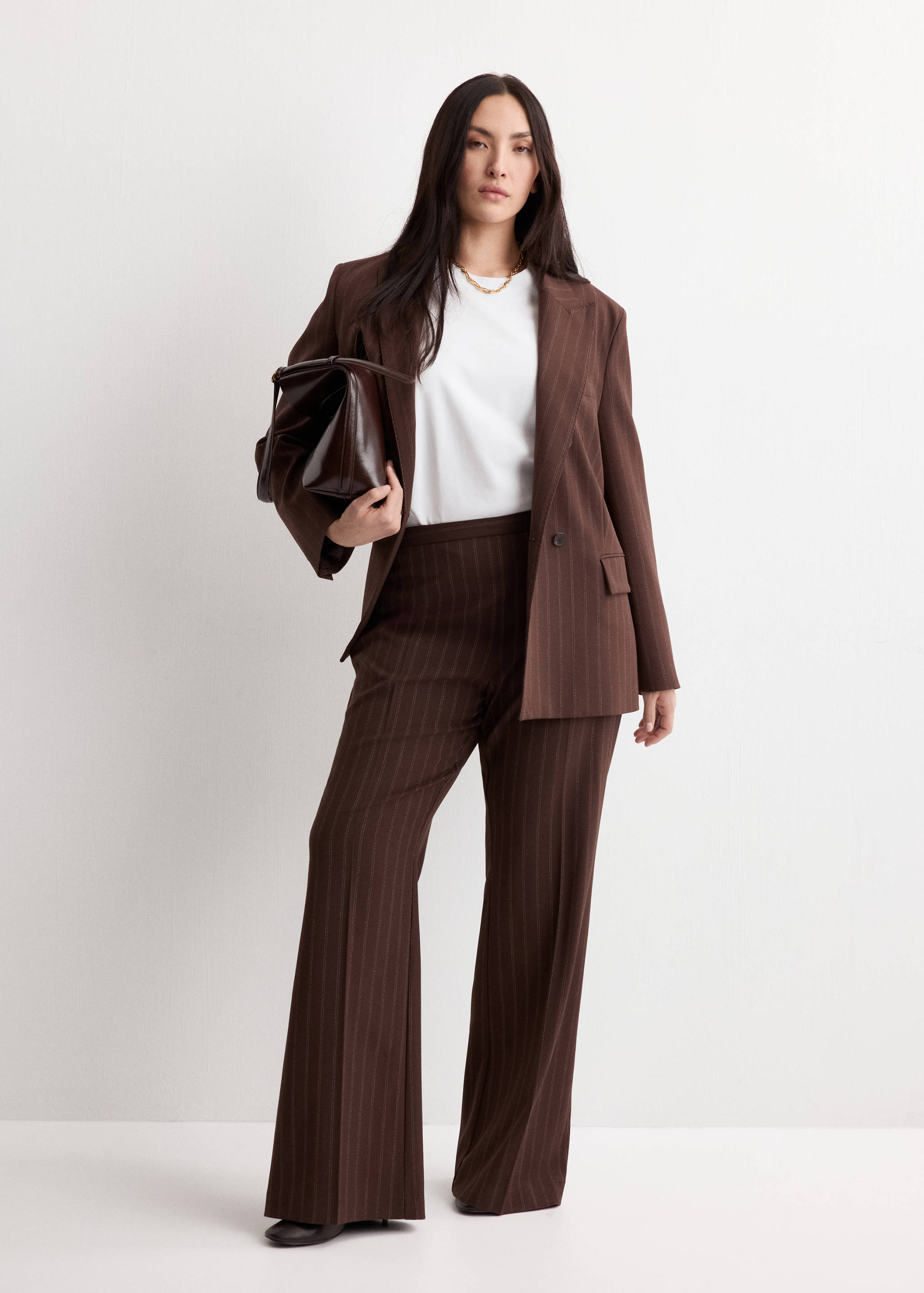 Short-sleeved cotton t-shirt - Details of the article 3