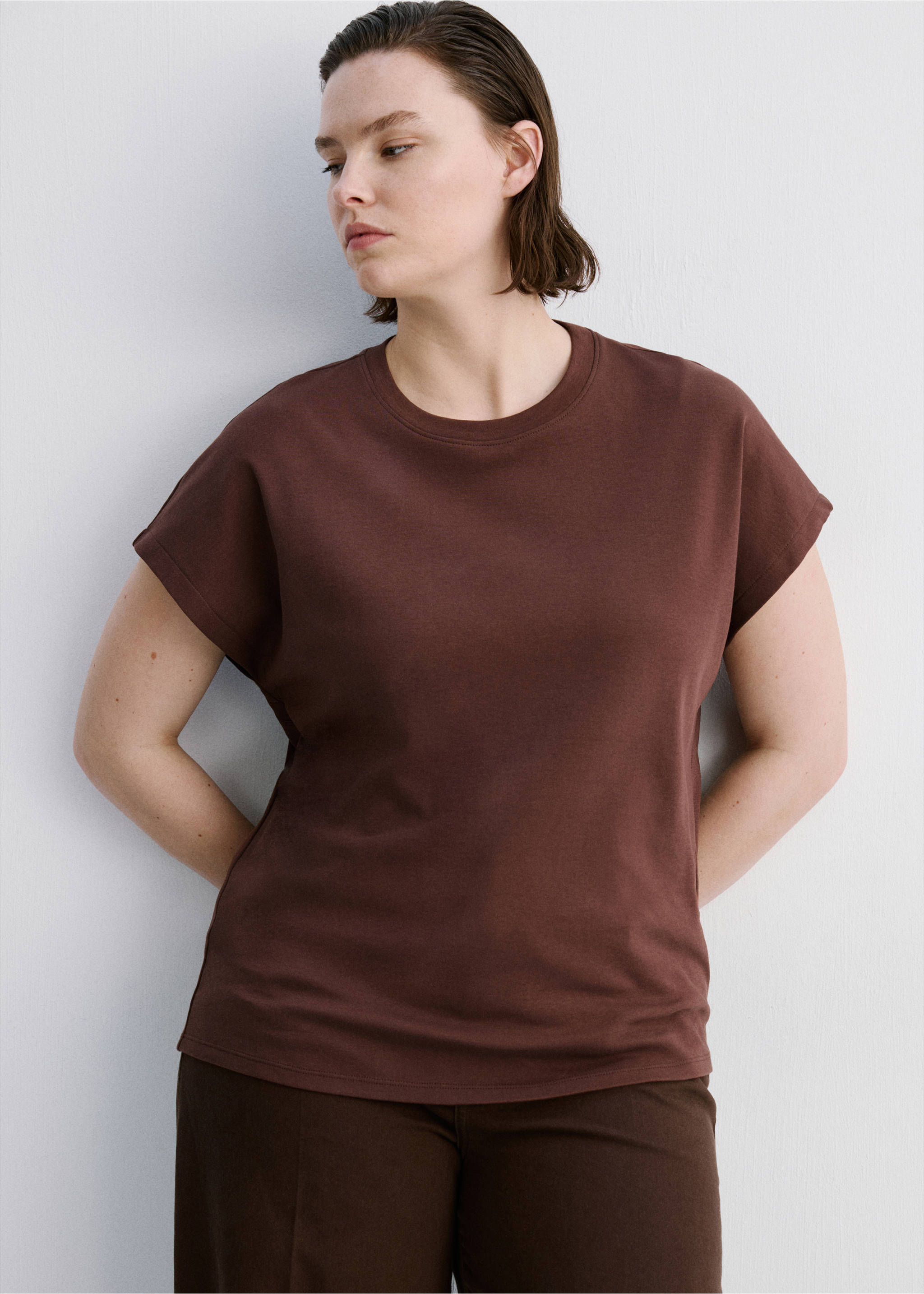 Short-sleeved cotton t-shirt - Details of the article 5, Russet. Ref: 27054096-00.