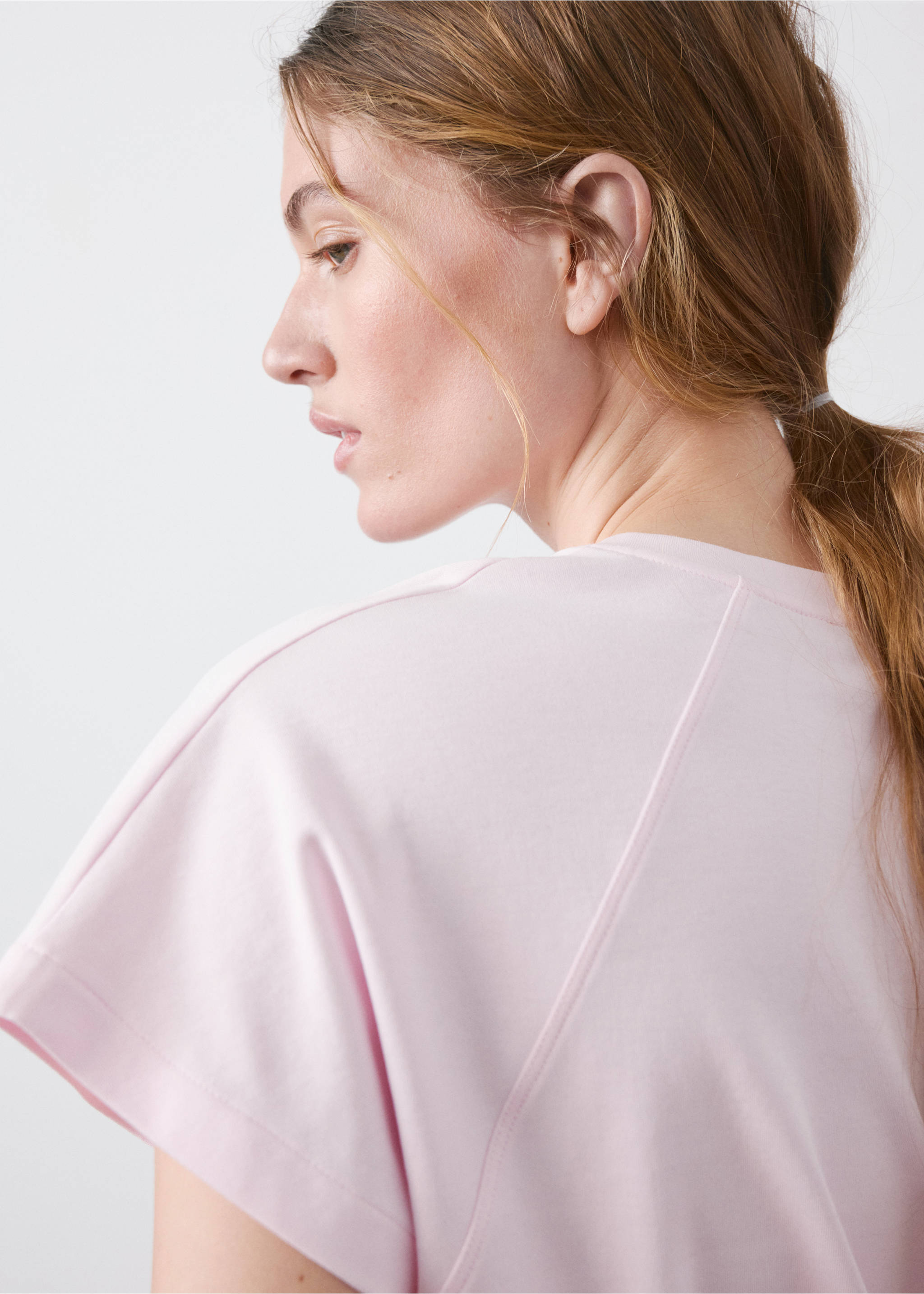 Short-sleeved cotton t-shirt - Details of the article 1, Pastel Pink. Ref: 27054096-00.