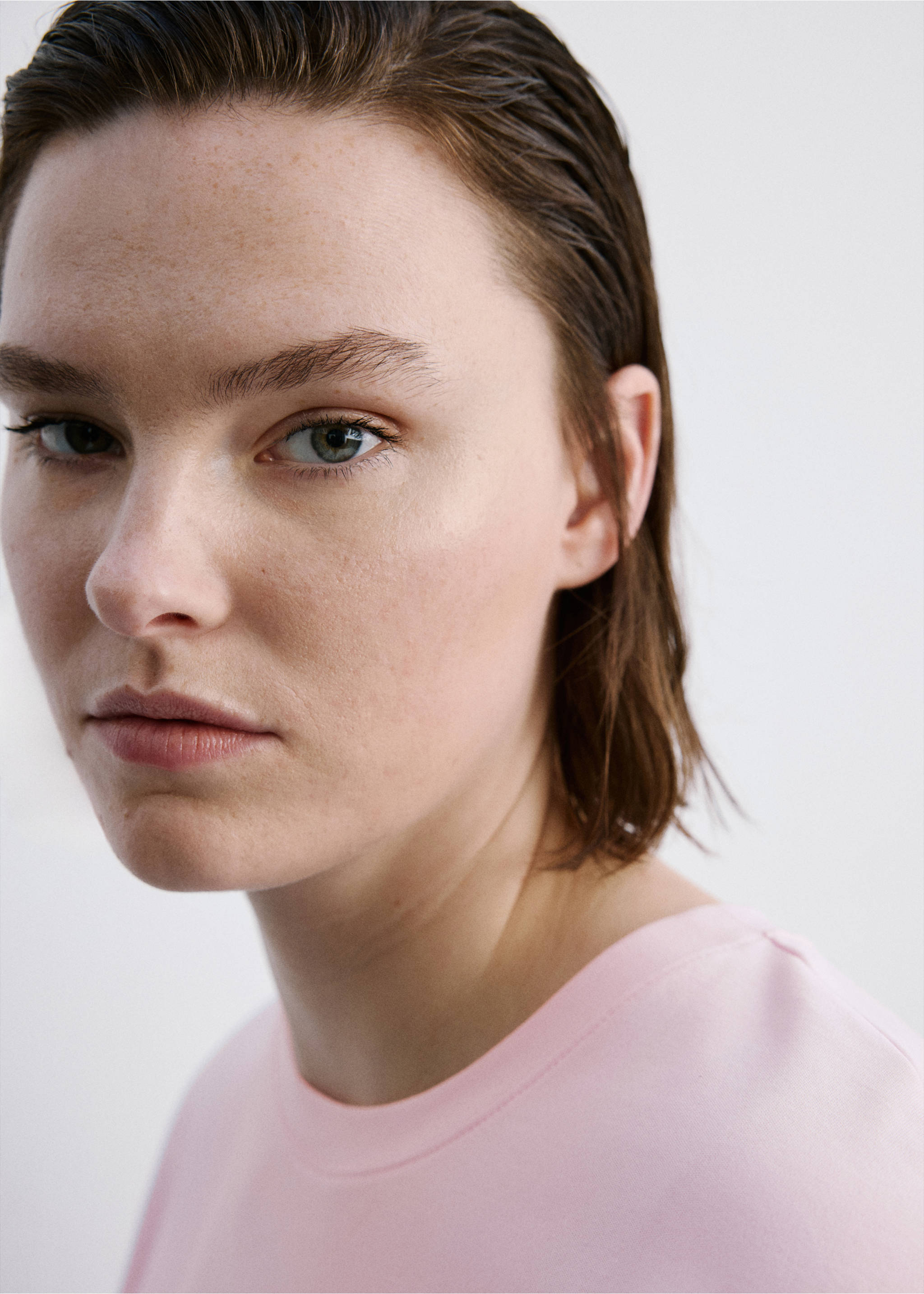 Short-sleeved cotton t-shirt - Details of the article 4, Pastel Pink. Ref: 27054096-00.