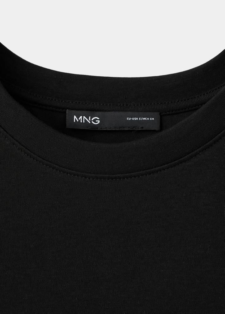 Short-sleeved cotton t-shirt — Black
