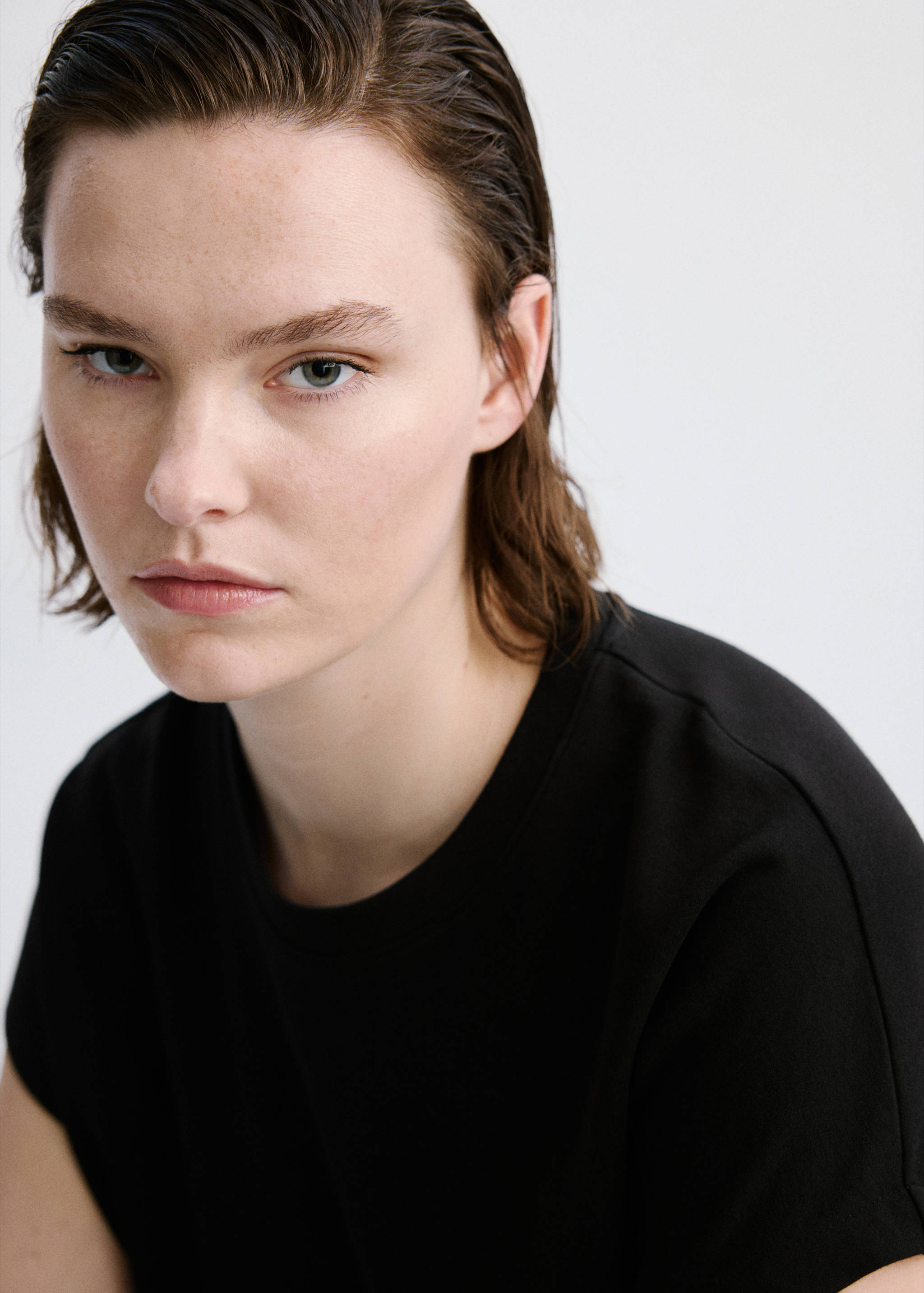 Short-sleeved cotton t-shirt - Details of the article 4