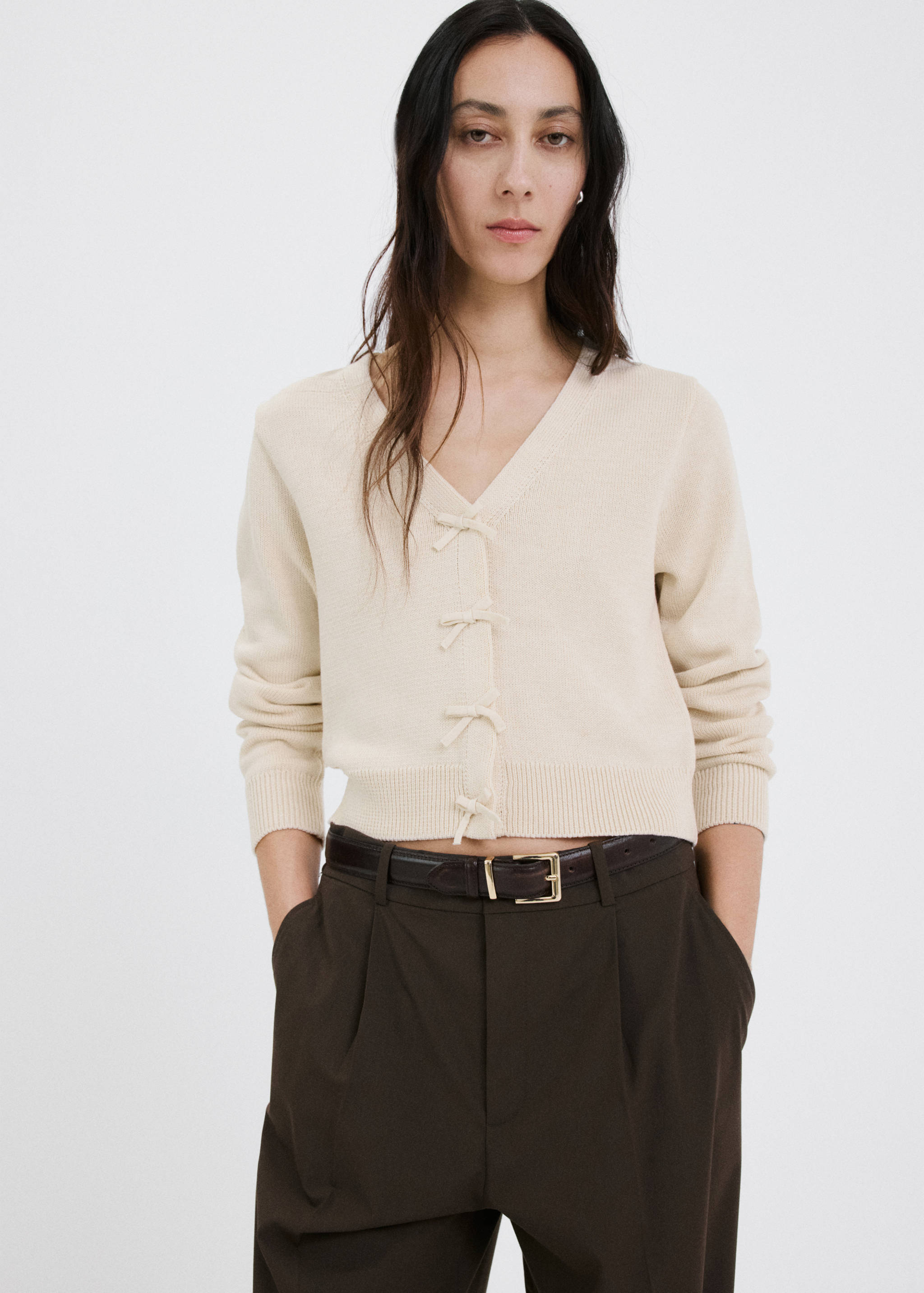 Knitted cardigan with ties - Details of the article 2