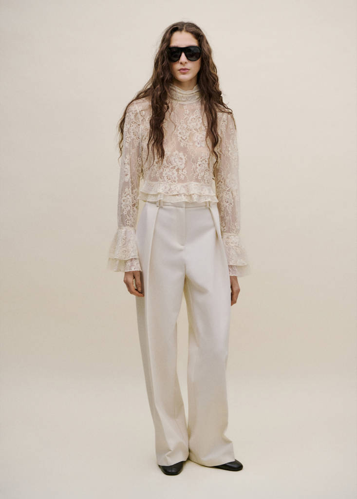 Ruffled embroidered blouse — Ecru