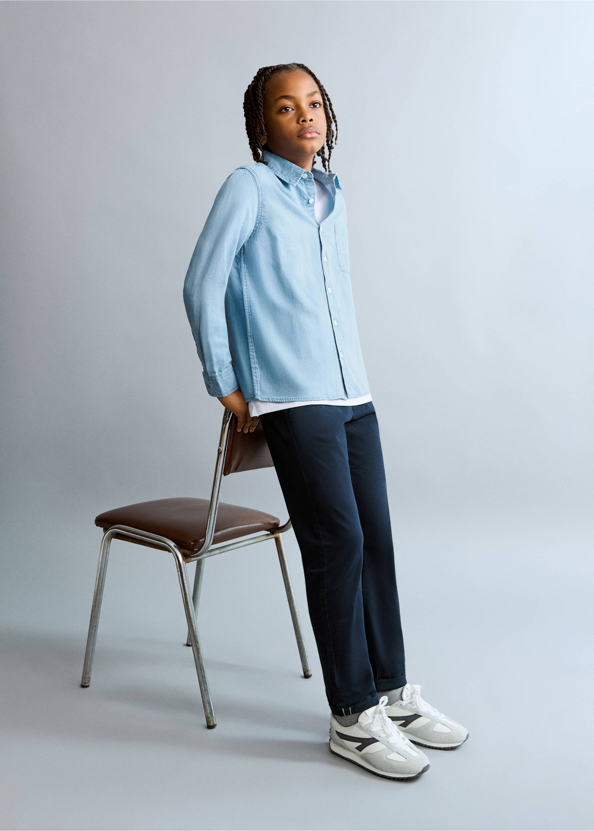 Pantalón chino dobladillo - Plano general, Azul marino. Ref: 27054403-00.