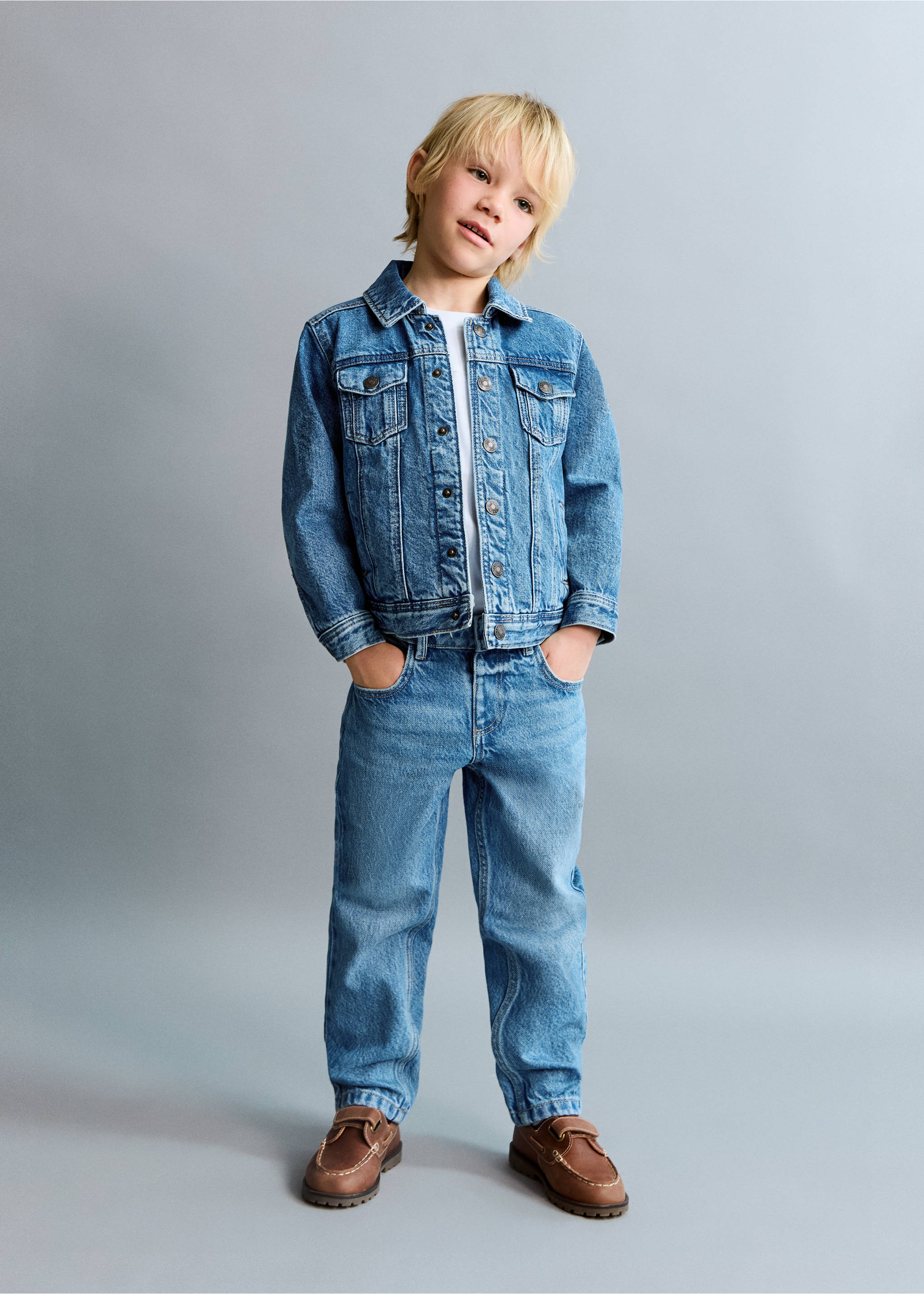 Cazadora vaquera - Plano general, Azul medio. Ref: 27054404-00.