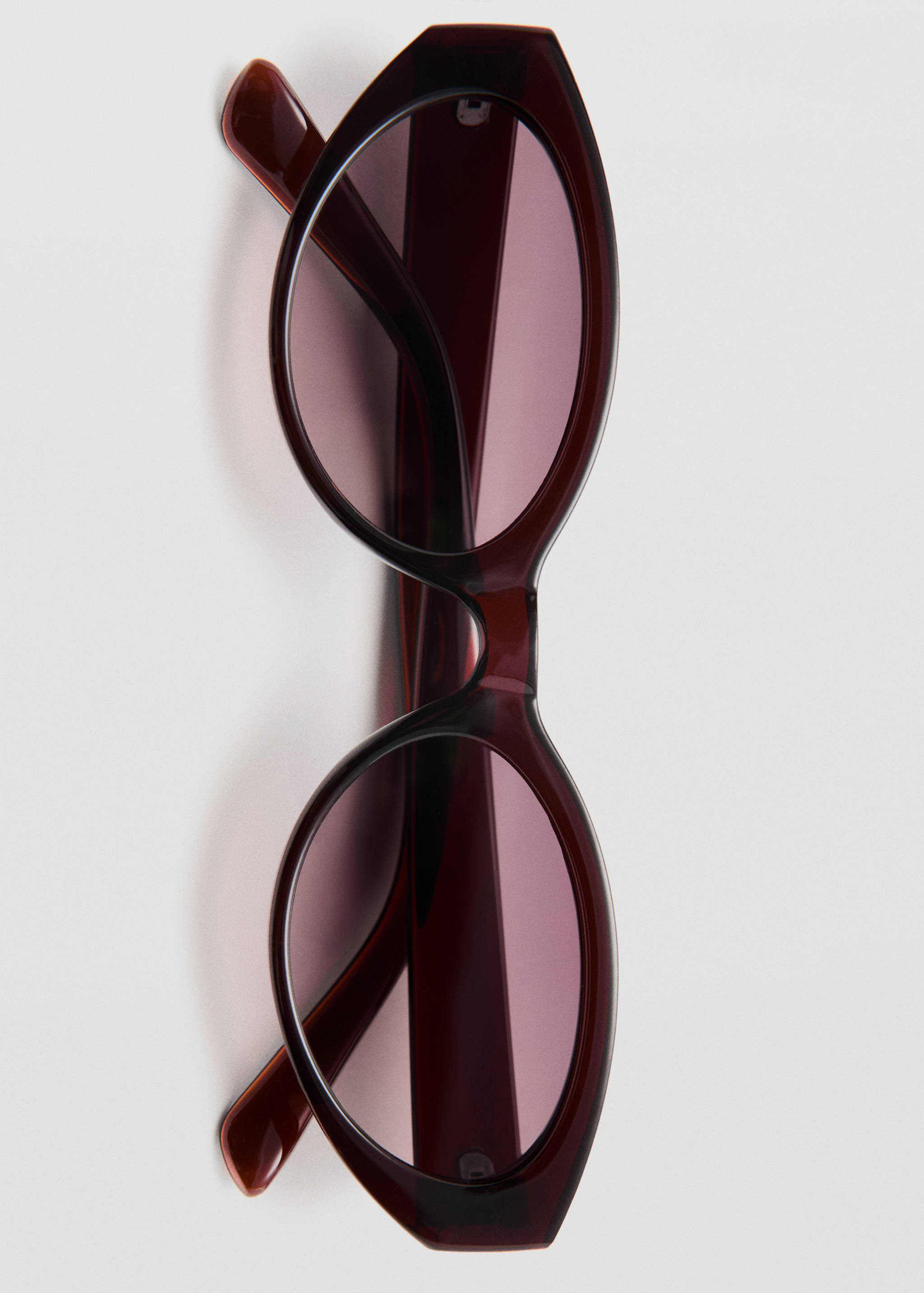 Resin frame sunglasses - Details of the article 2