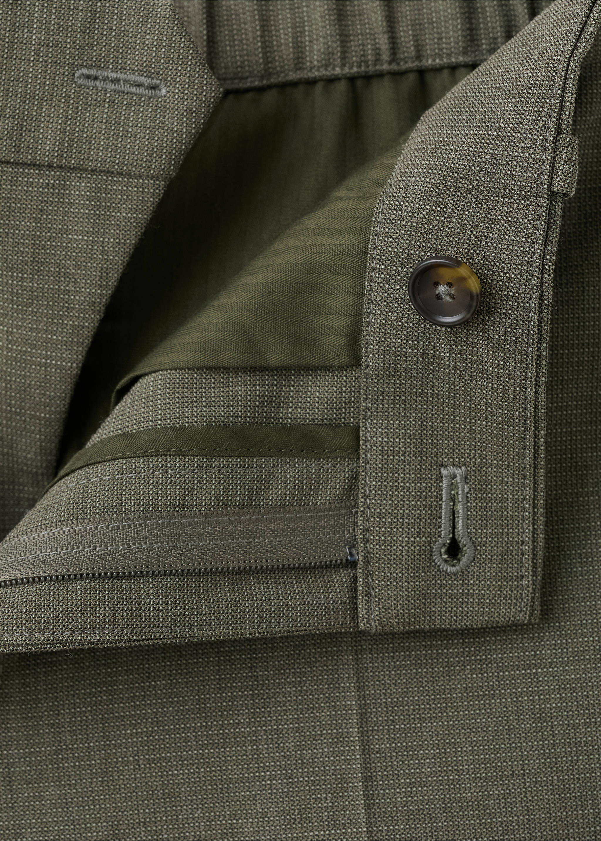 Slim fit rövidre szabott nadrág - A termék adatai 0, Olivazöld. Ref: 27054409-00.