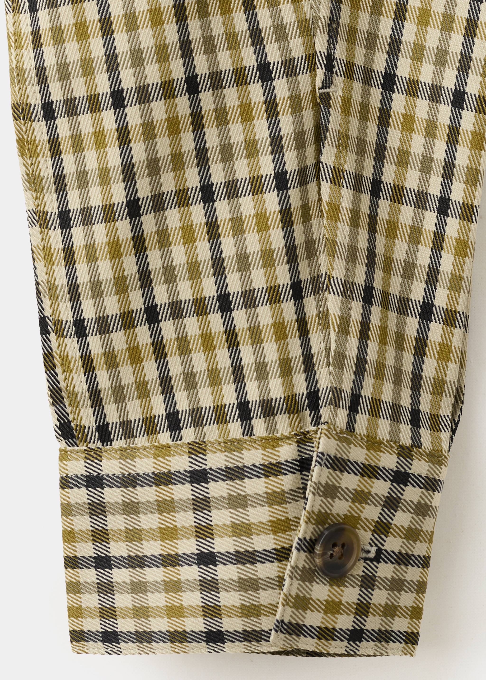 Куртка в клетку с застежкой на пуговицы - Деталь изделия 0