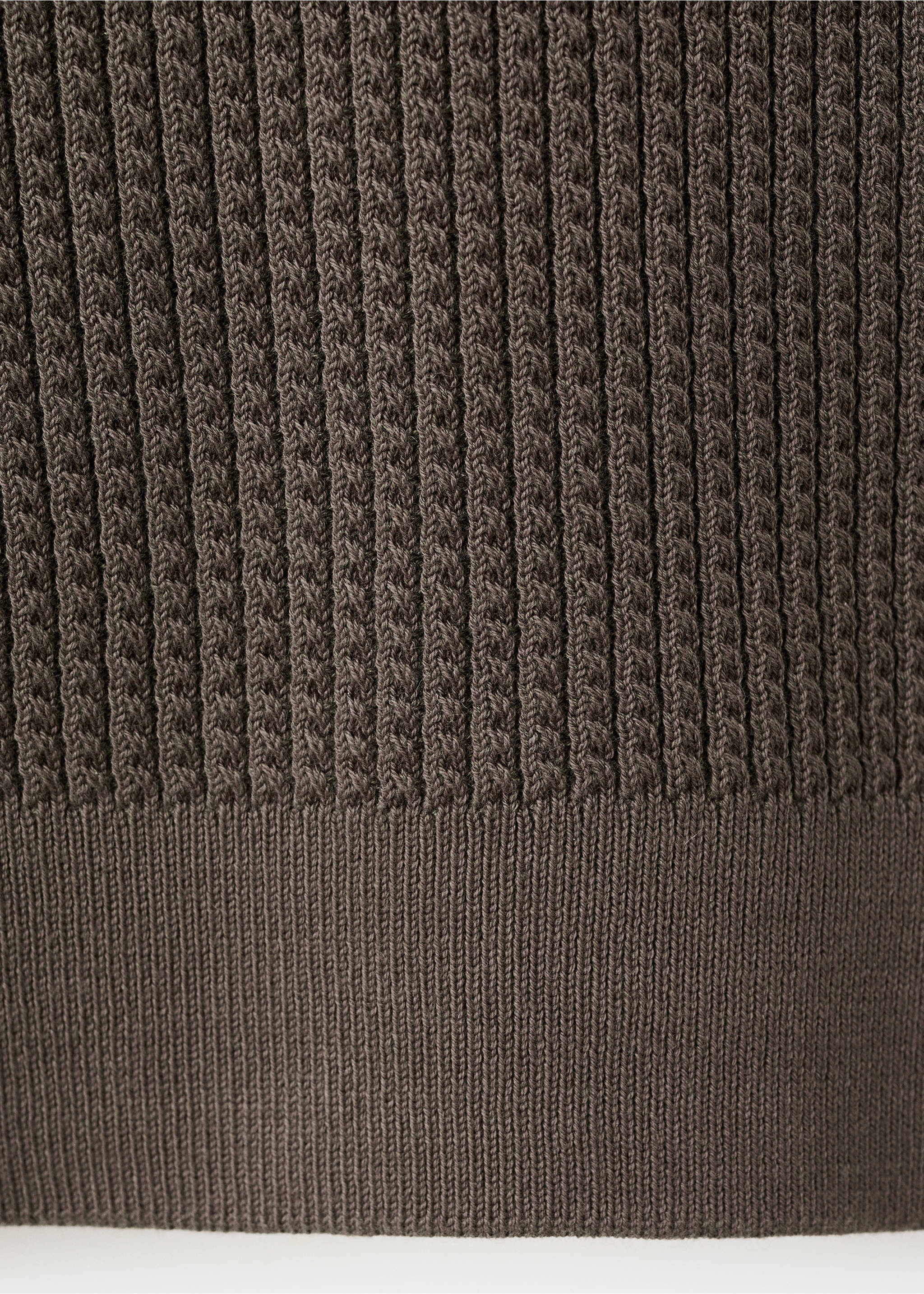 Поло з тонкого трикотажу в ялинку - Детальніше про товар 0, Шоколад. Ref: 27054424-00.