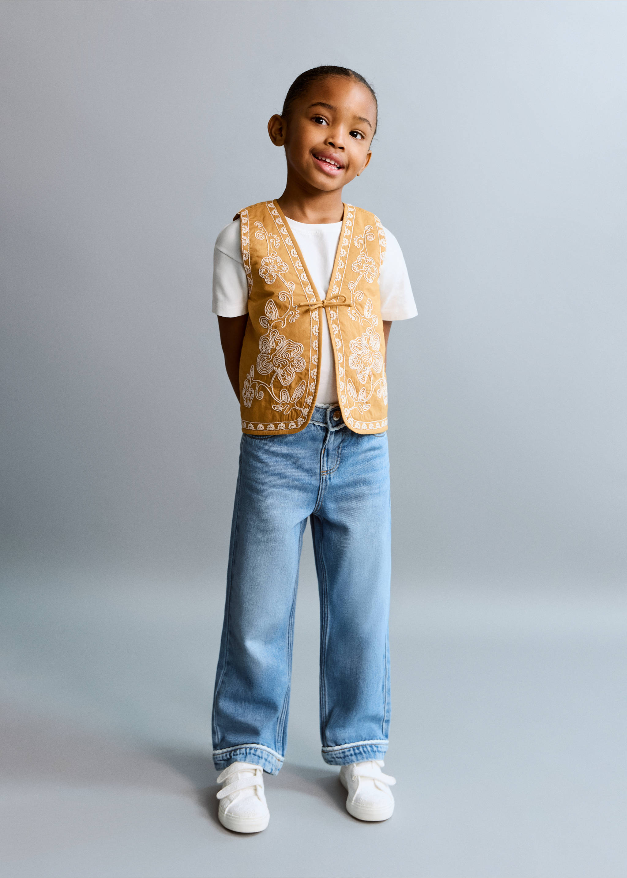 Floral-embroidered waistcoat - General plane, Mustard. Ref: 27054427-00.