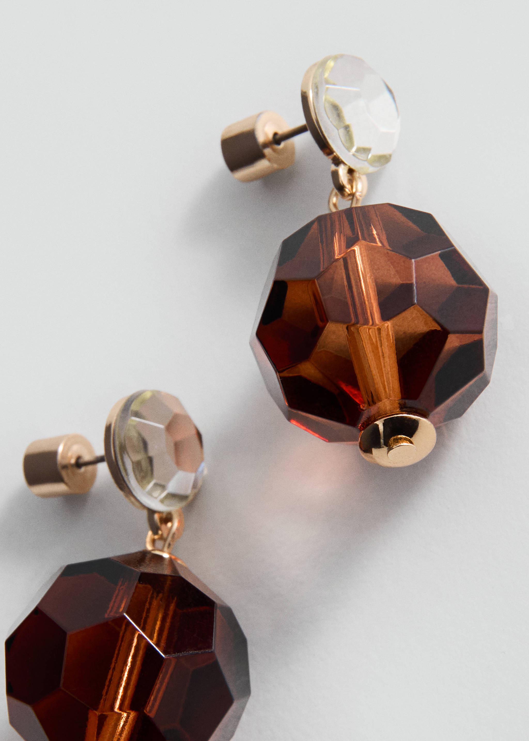 Kombinierte Kugel-Ohrringe - Mittlere Ansicht