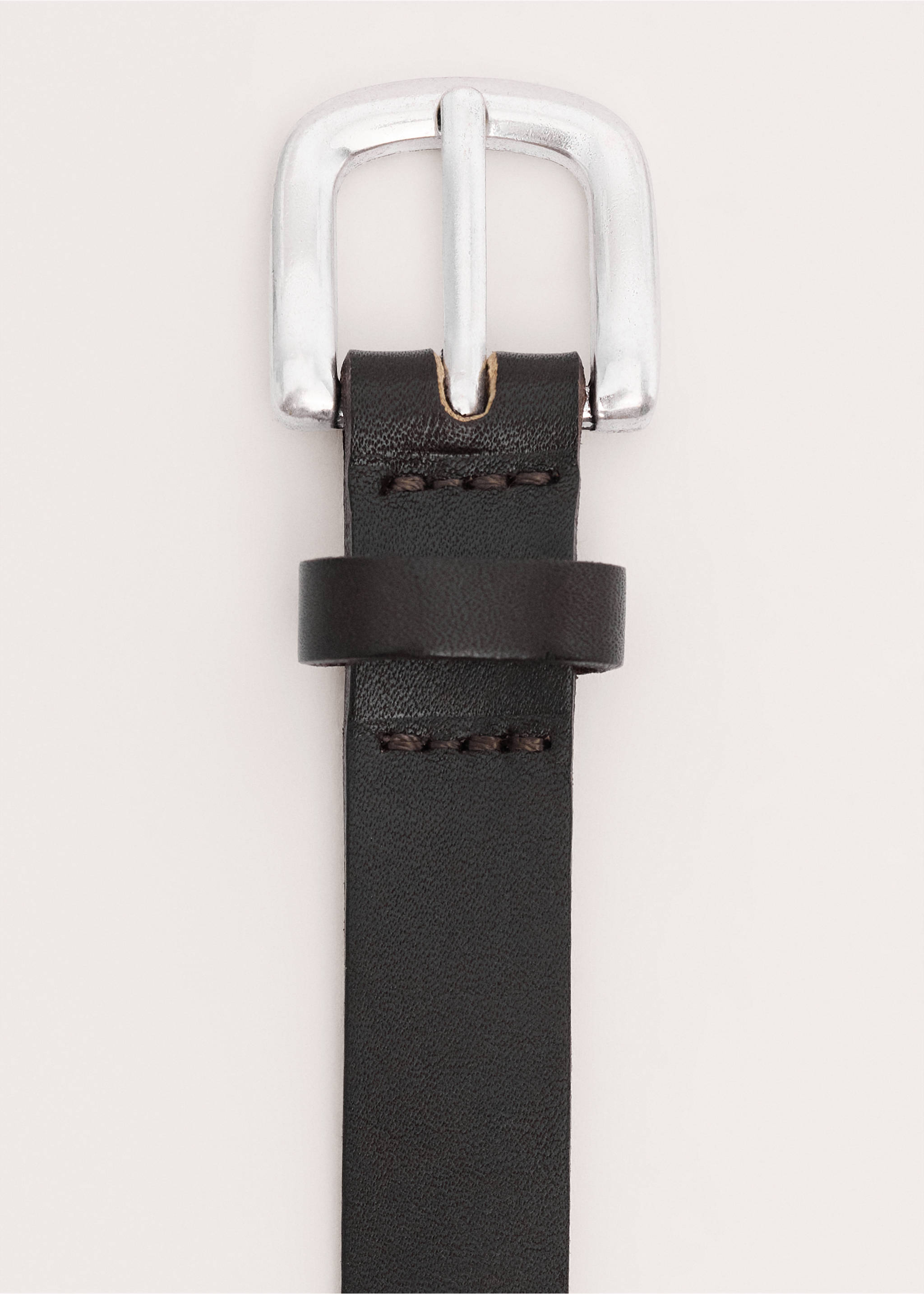 Curea din piele cu ținte - Detaliu al articolului 1, Ciocolatiu. Ref: 27054441-00.