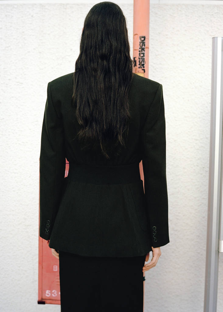 Fitted lyocell jacket — Black