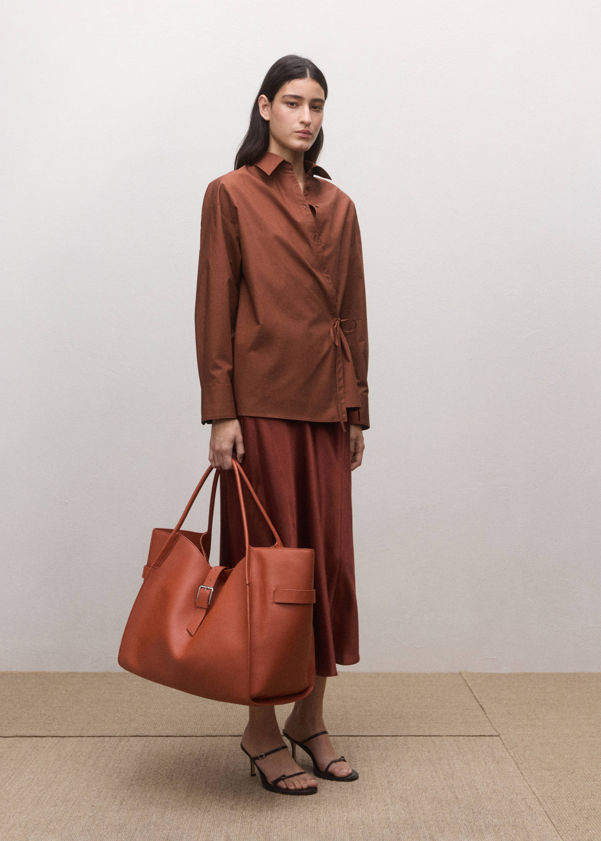 Camisa de algodão cruzada - Pormenor do artigo 6