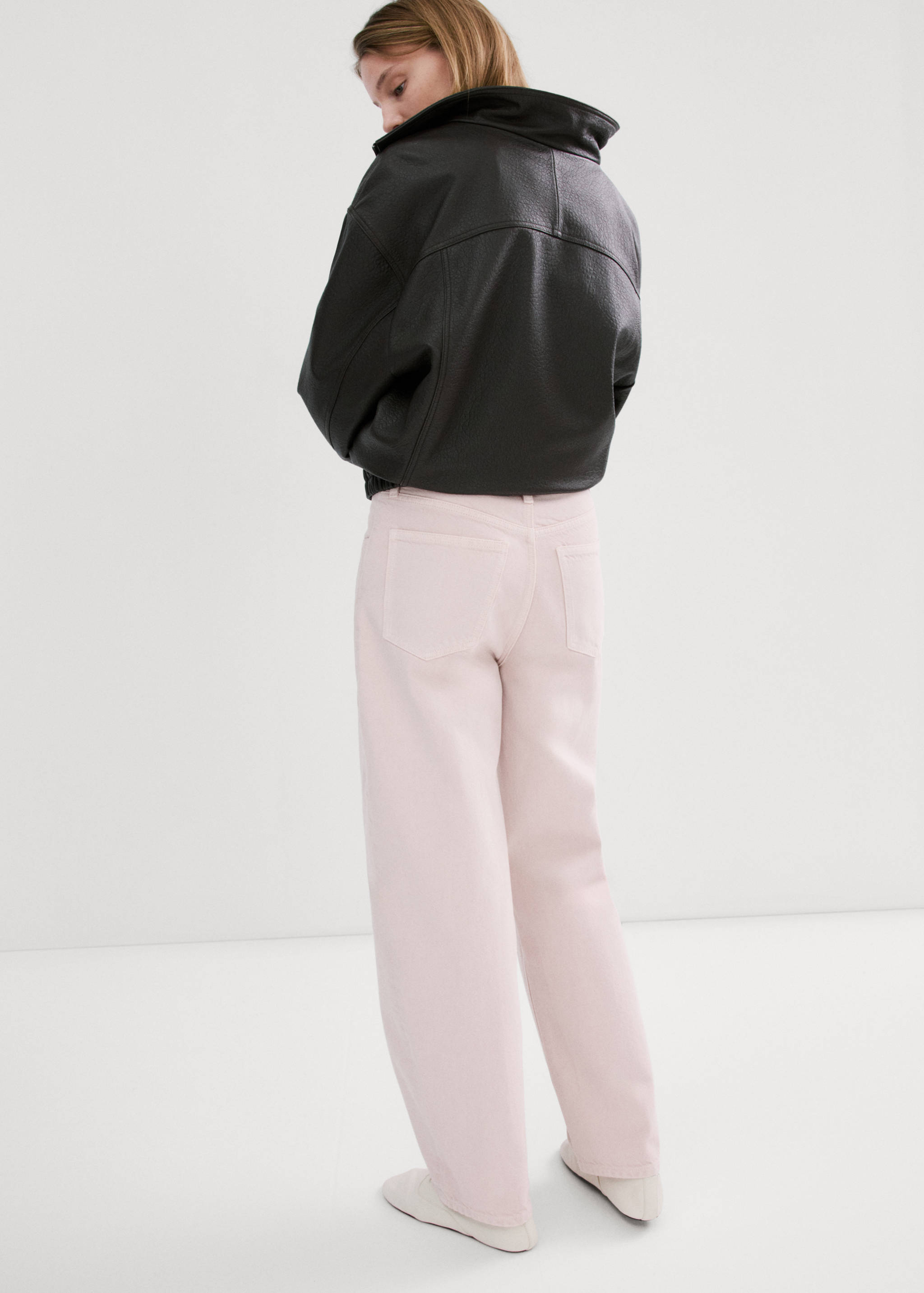 High-waisted barrel jeans - Reverse of the article