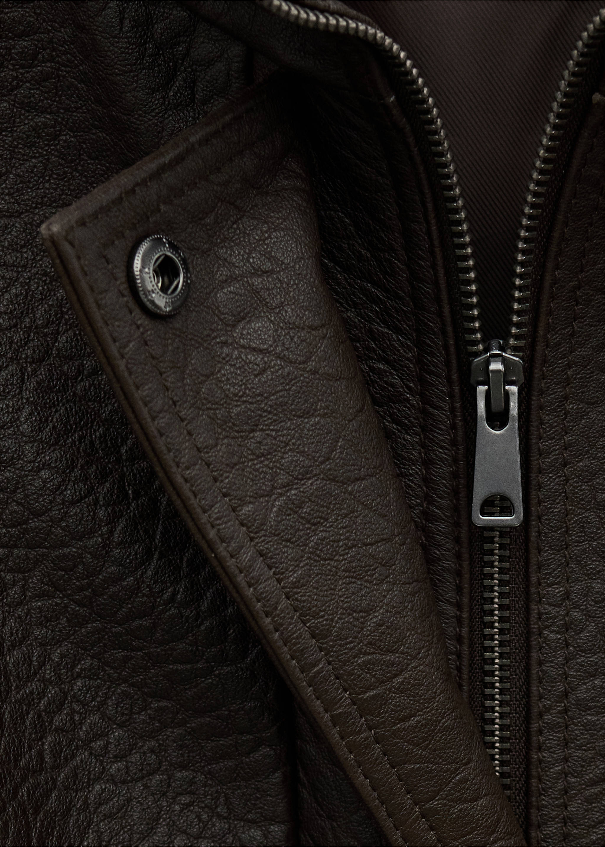 Oversized leather jacket - Details of the article 8, Brown. Ref: 27054773-00.