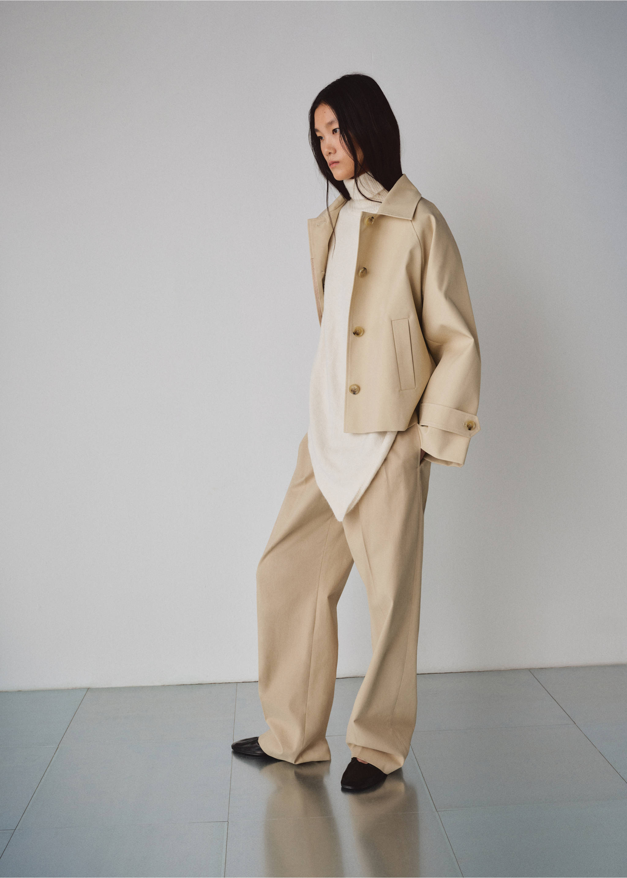 Oversized short trench - General plane, Beige. Ref: 27054774-00.