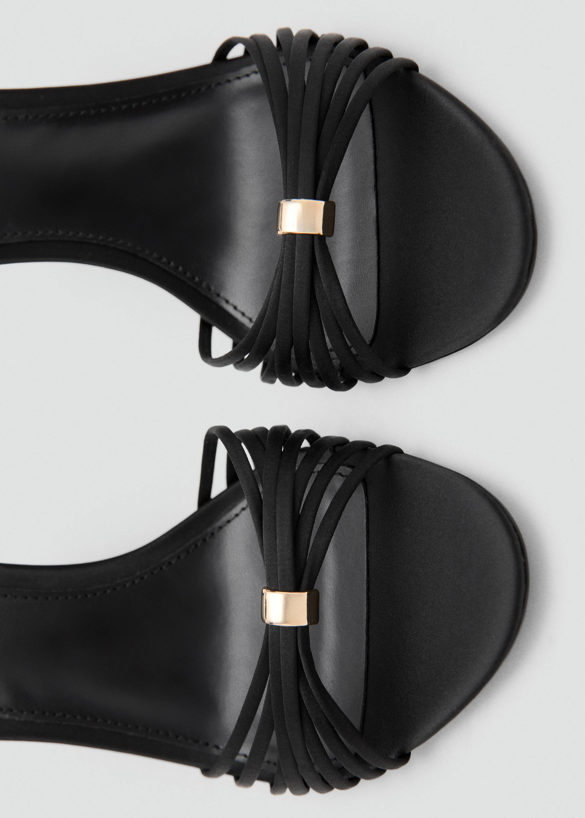 Heeled sandals with straps - Details of the article 2