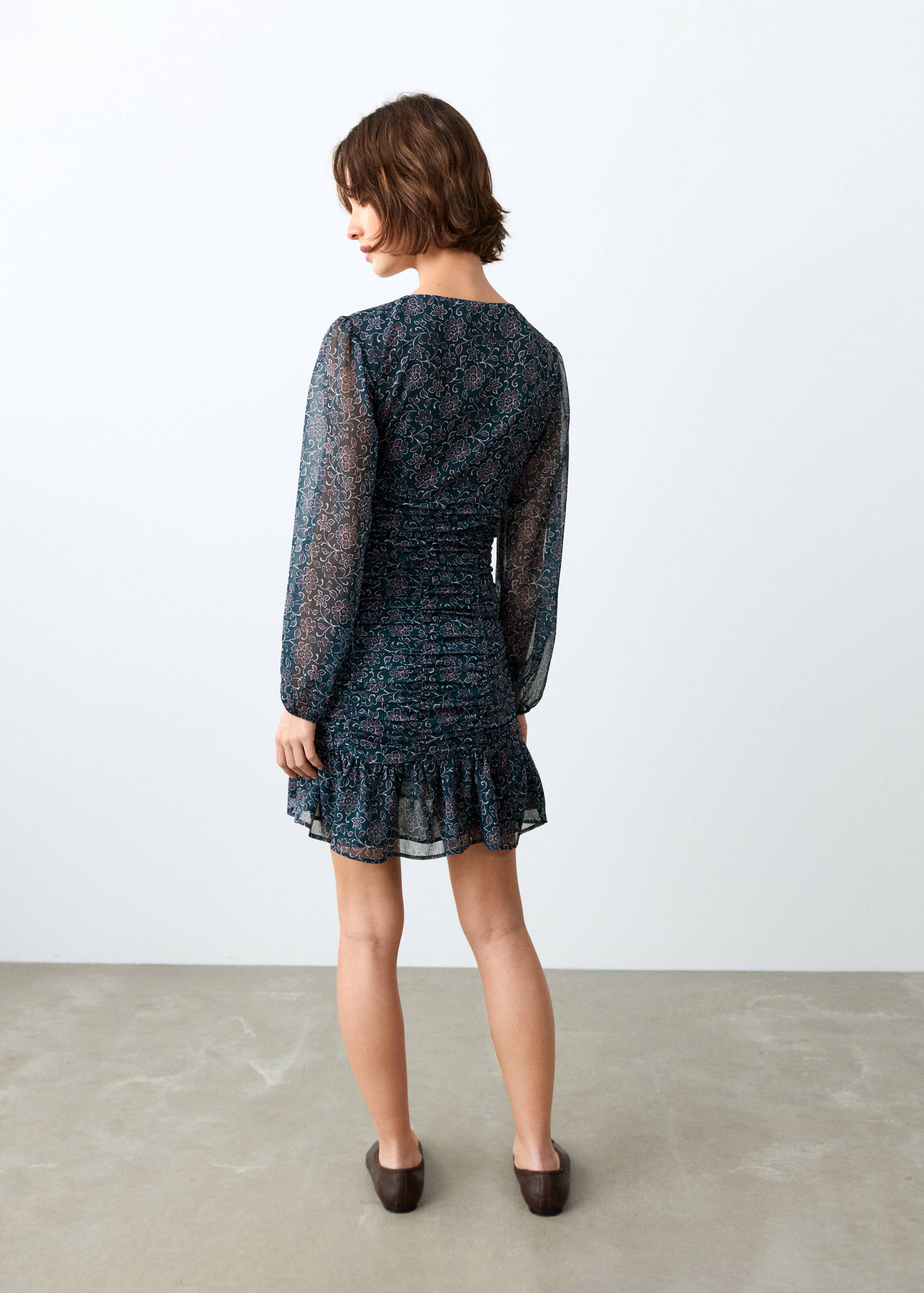 Ruffled printed dress - Reverse of the article