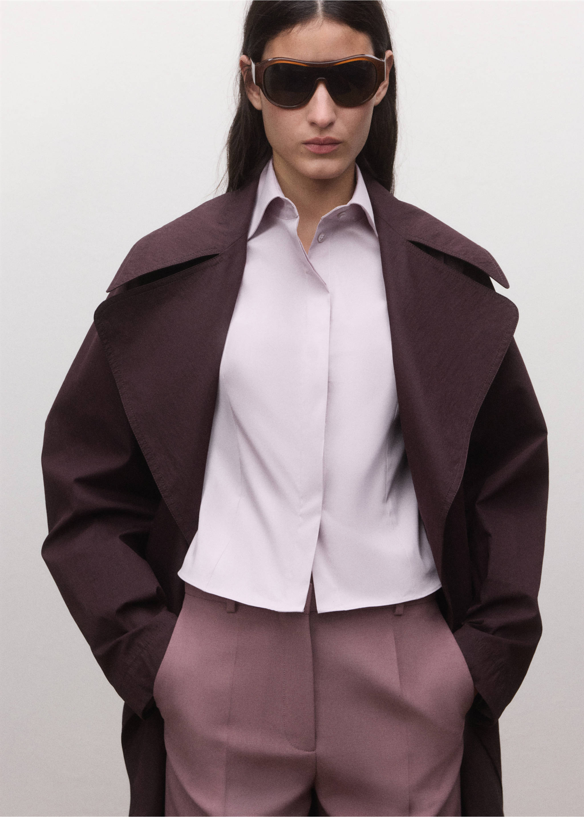 Vypasovaná bavlněná košile - Náhled ve středové rovině, Fialová šeřík. Ref: 27054788-00.