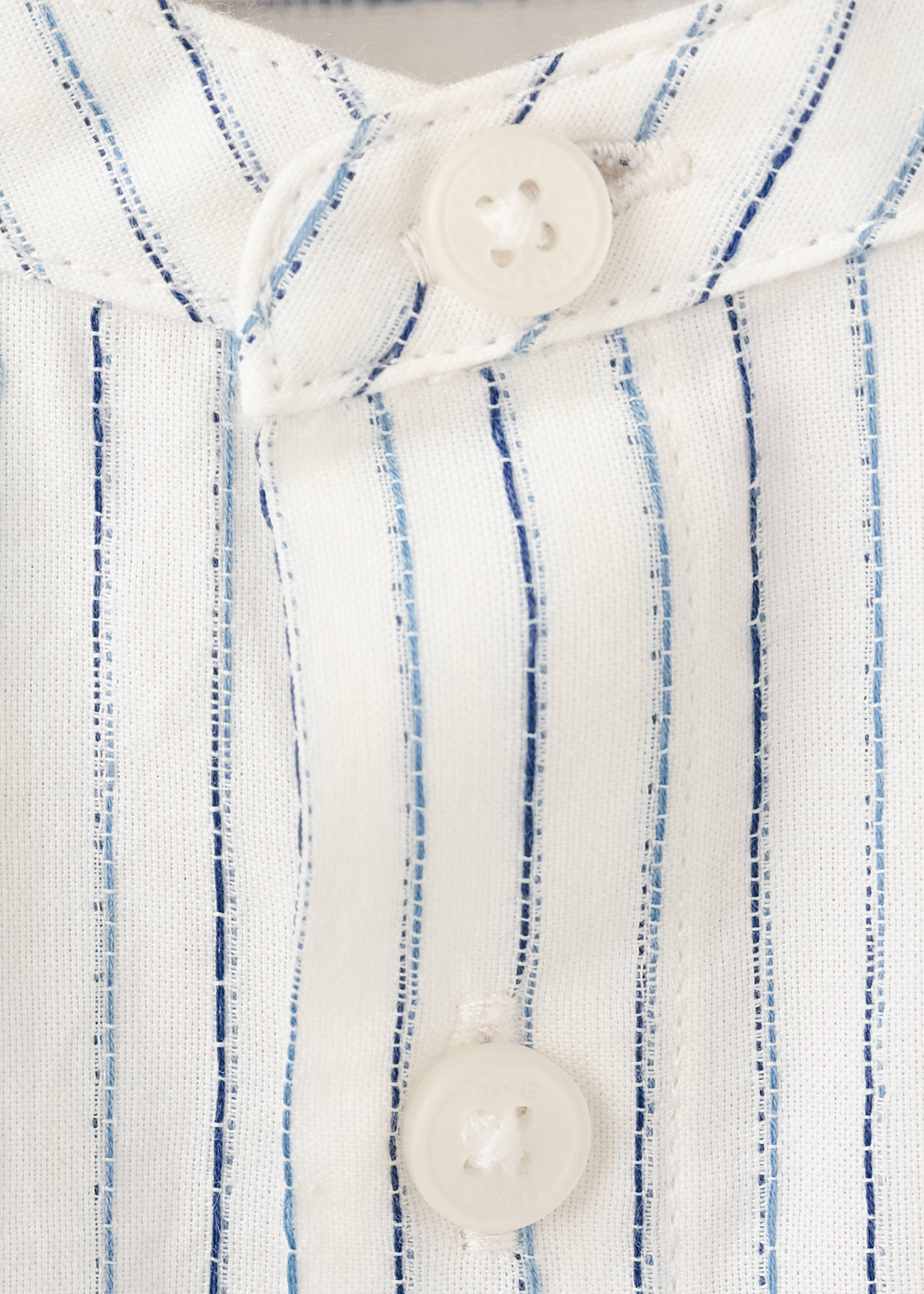 Bicolour striped shirt - Details of the article 8