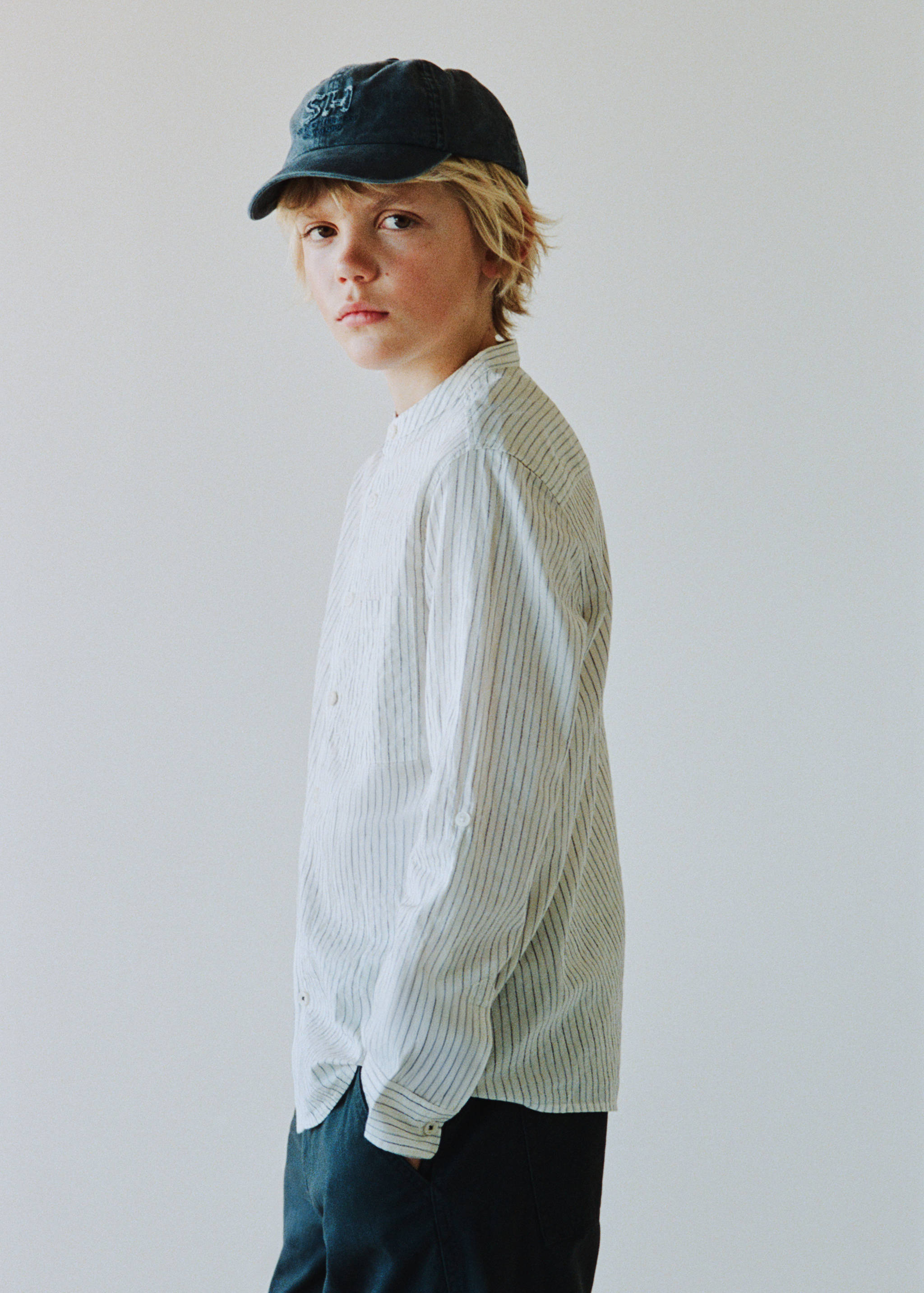 Bicolour striped shirt - Details of the article 5