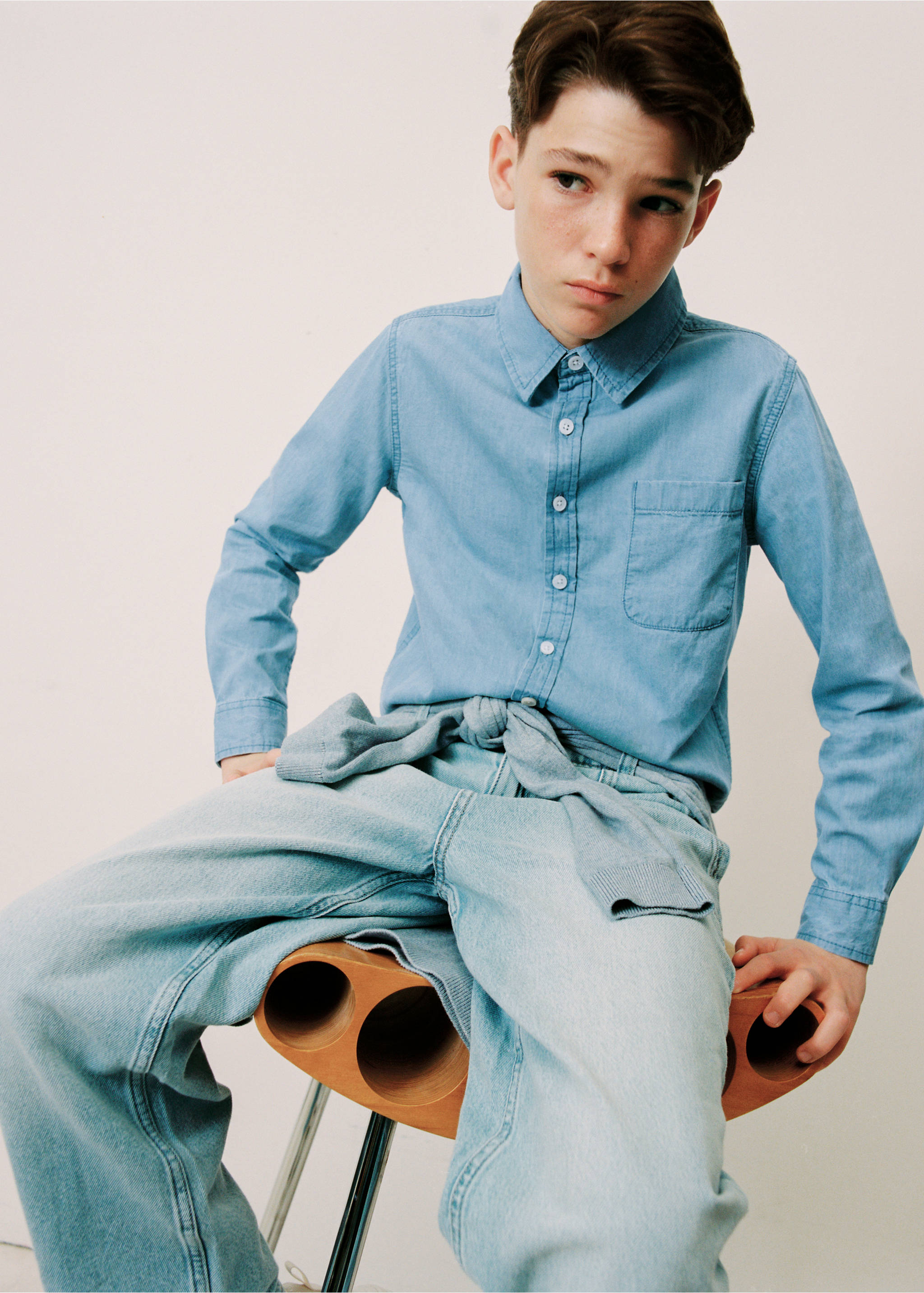 Camisa denim algodón - Detalle del artículo 5, Azul claro. Ref: 27055153-00.