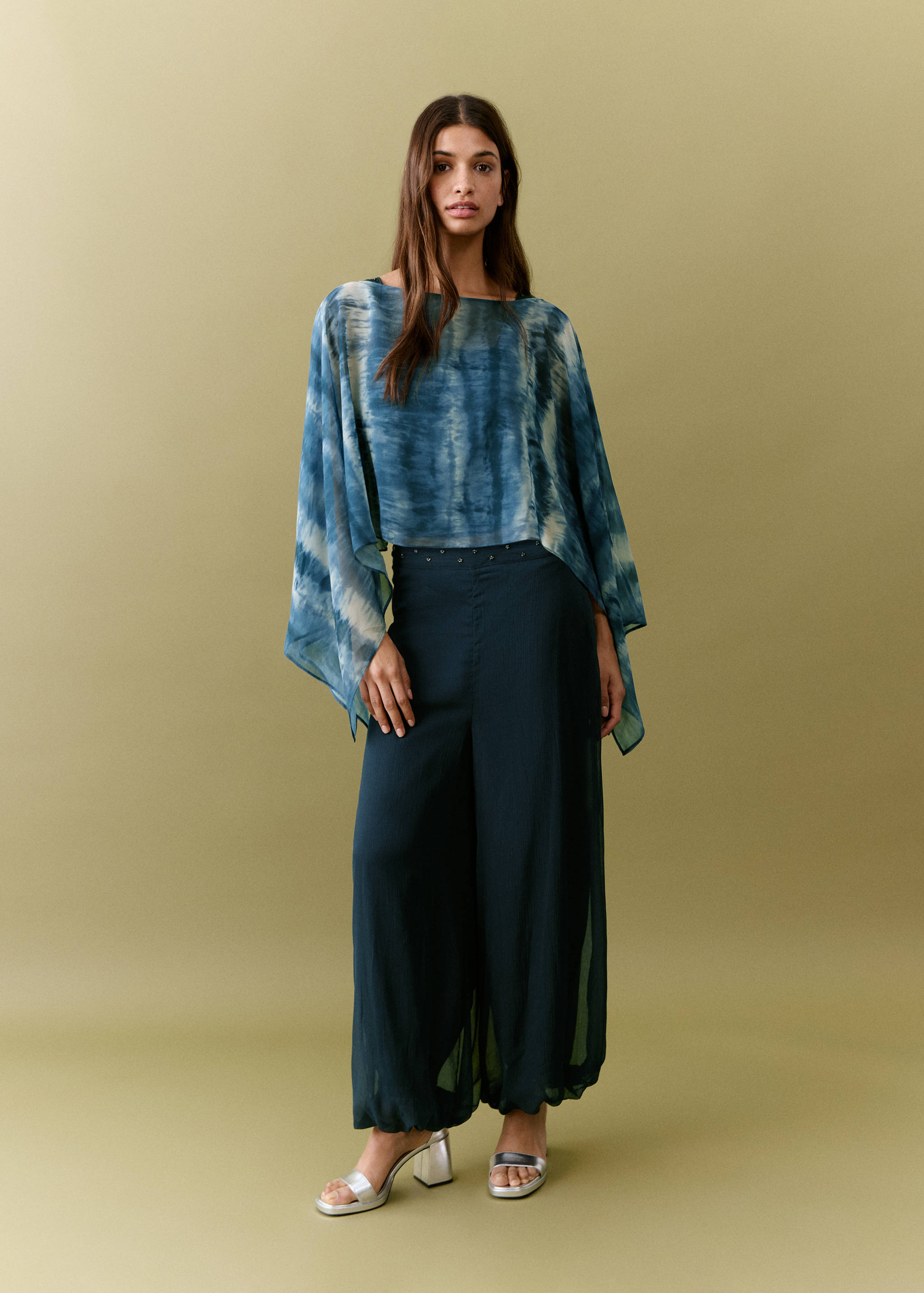 Блузка-накидка тай-дай - Общий план