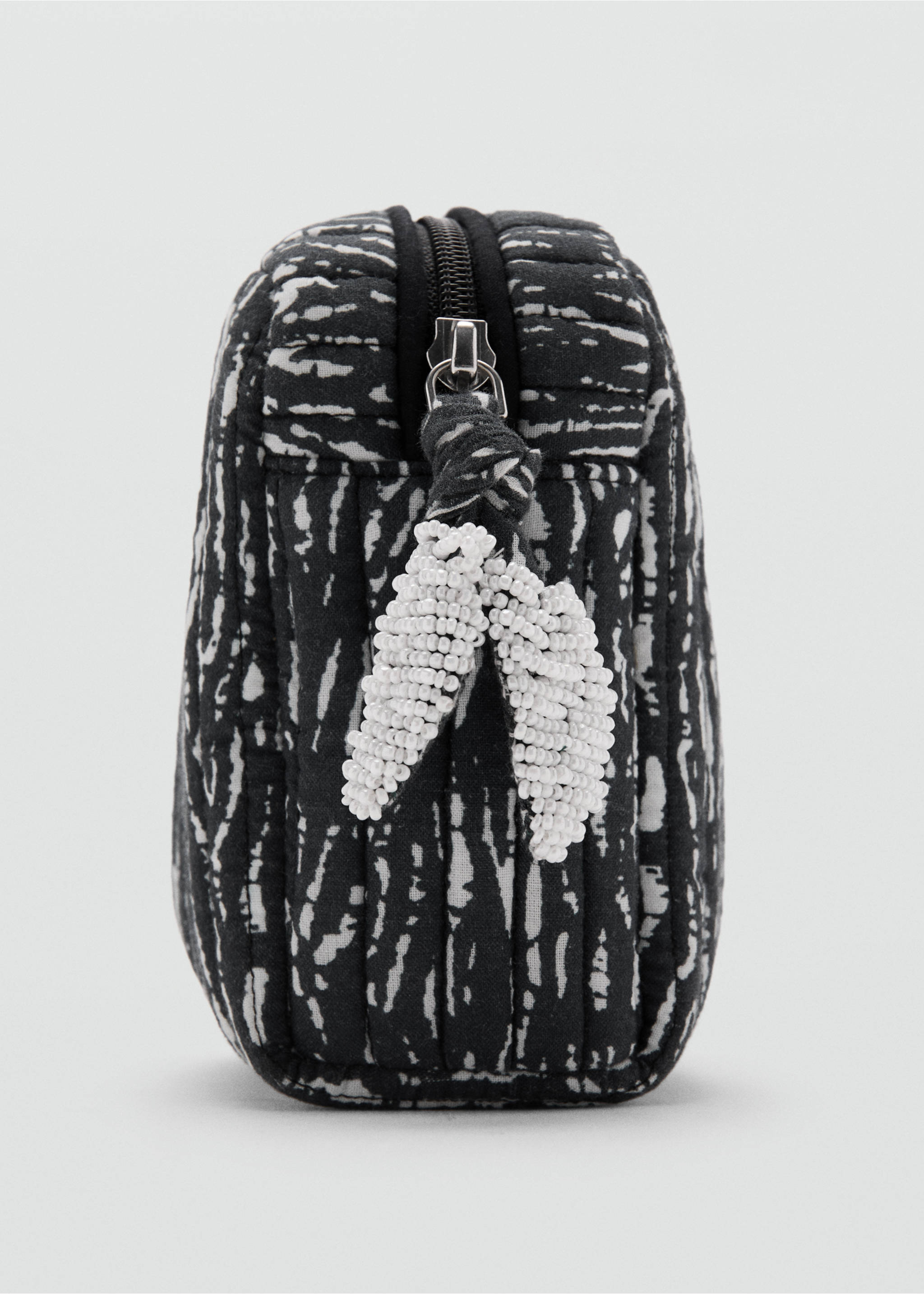 Trousse de toilette imprimé zèbre - Détail de l'article 1, Noir. Ref: 27055814-00.