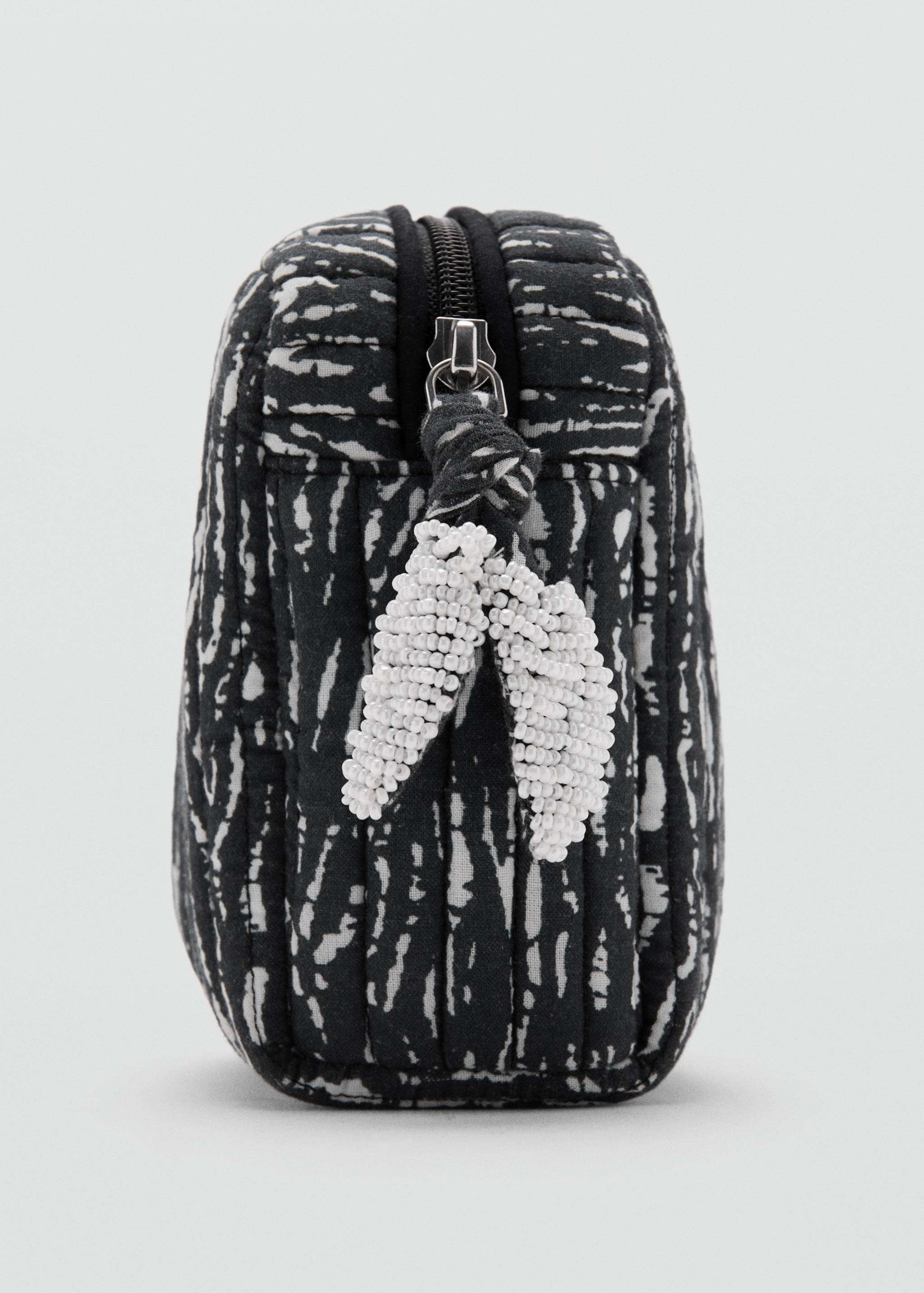 Zebra print wash bag - Details of the article 1