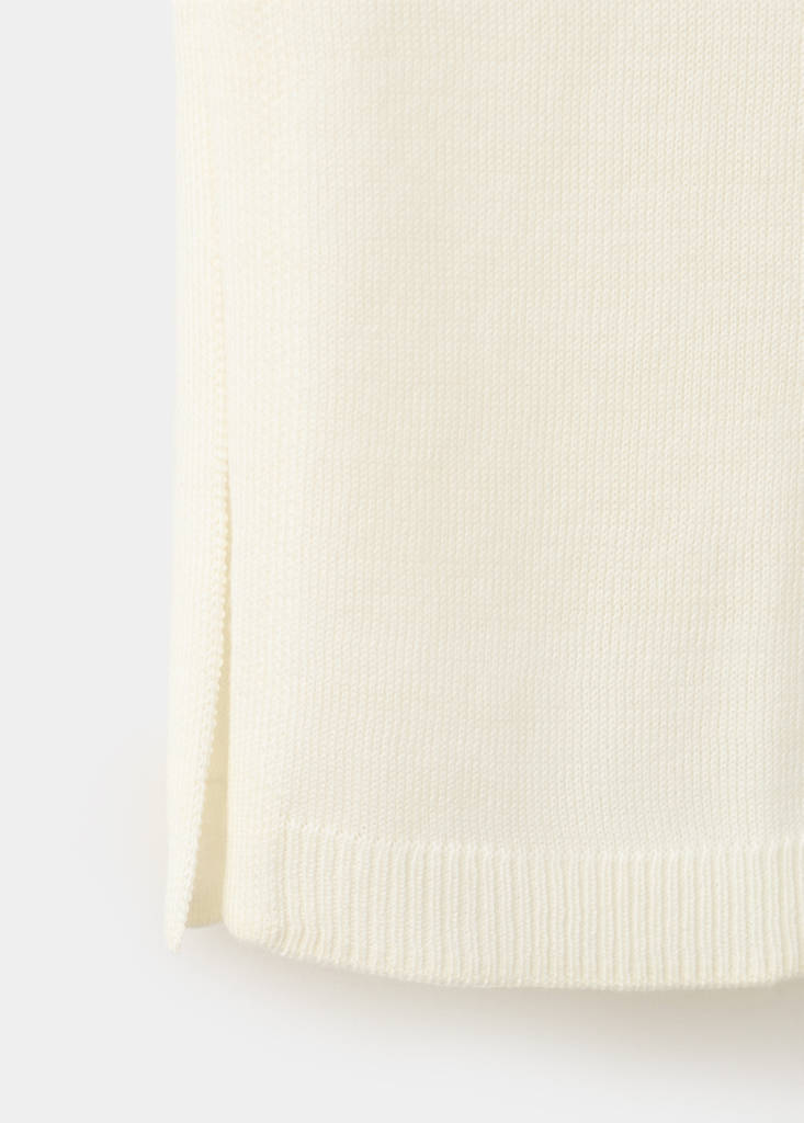 Side gathered knitted top — Ecru