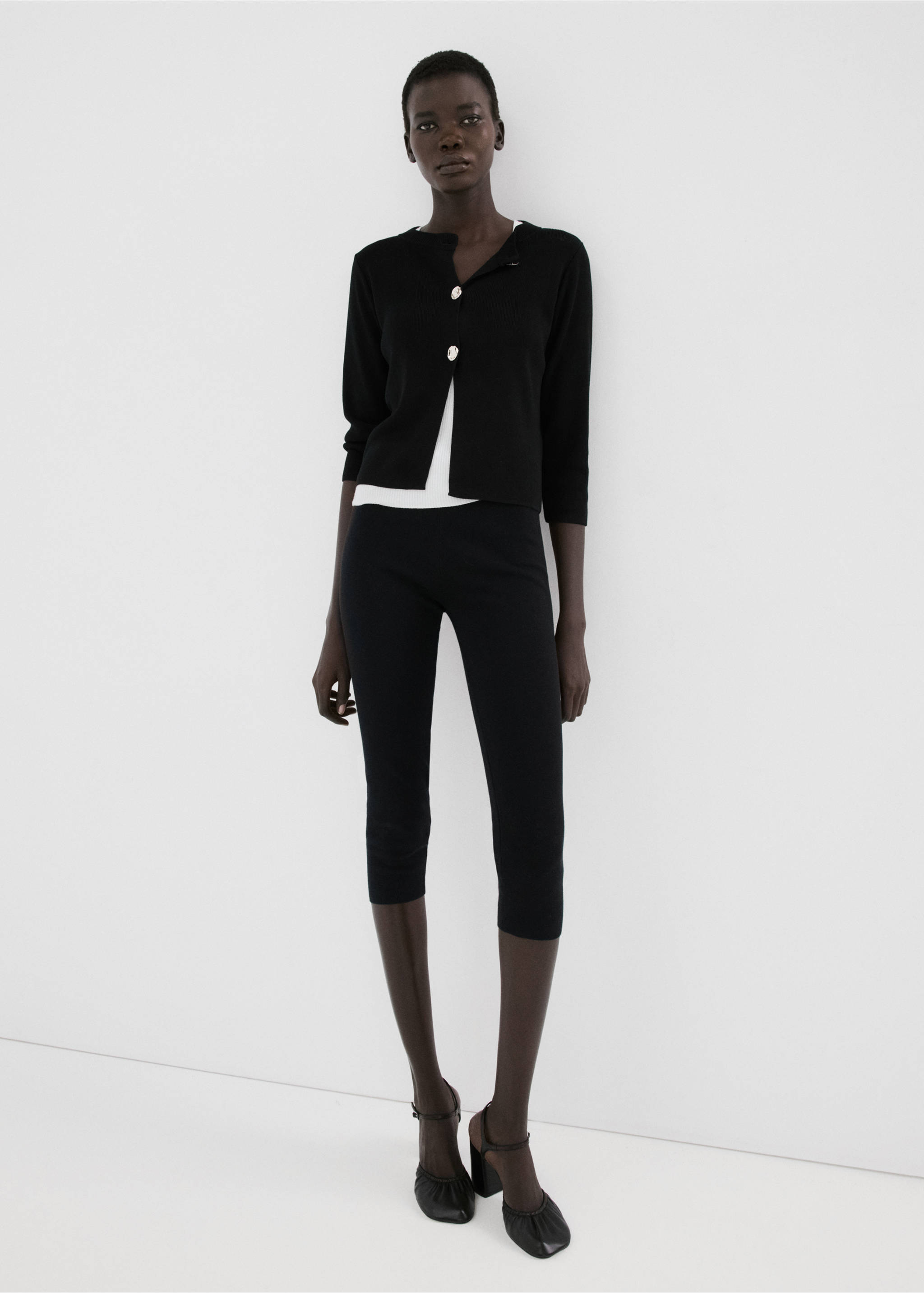 Cardigan maille boutons bijoux - Plan général, Noir. Ref: 27055822-00.