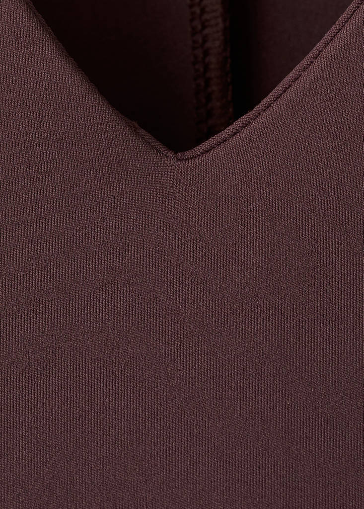 Fitted V-neck dress — Burgundy