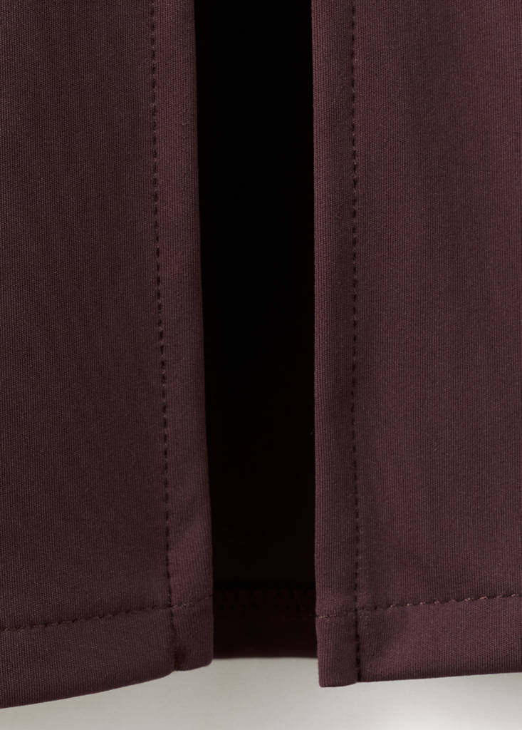 Fitted V-neck dress — Burgundy