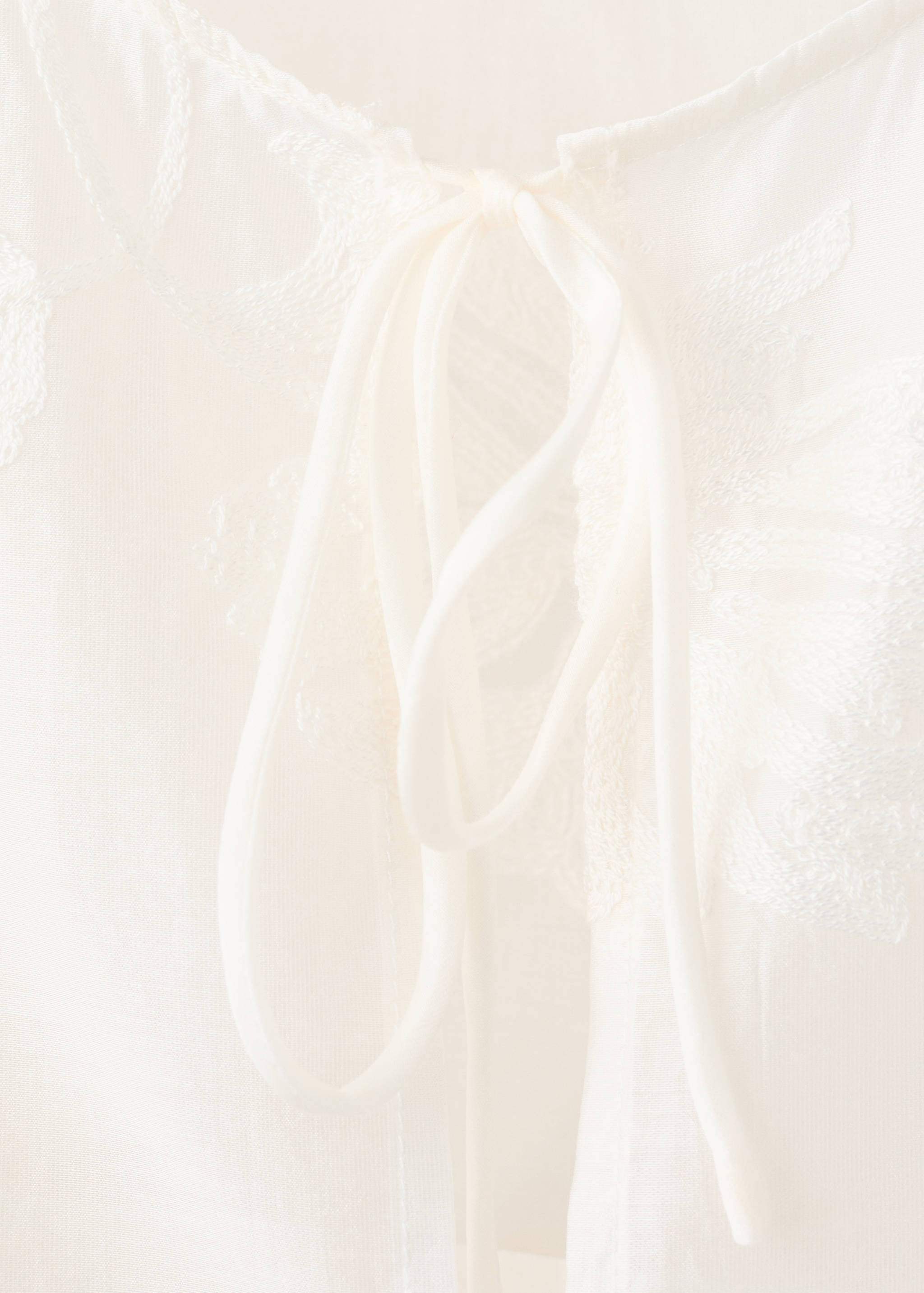 Lyocell blouse with floral embroidery - Details of the article 8