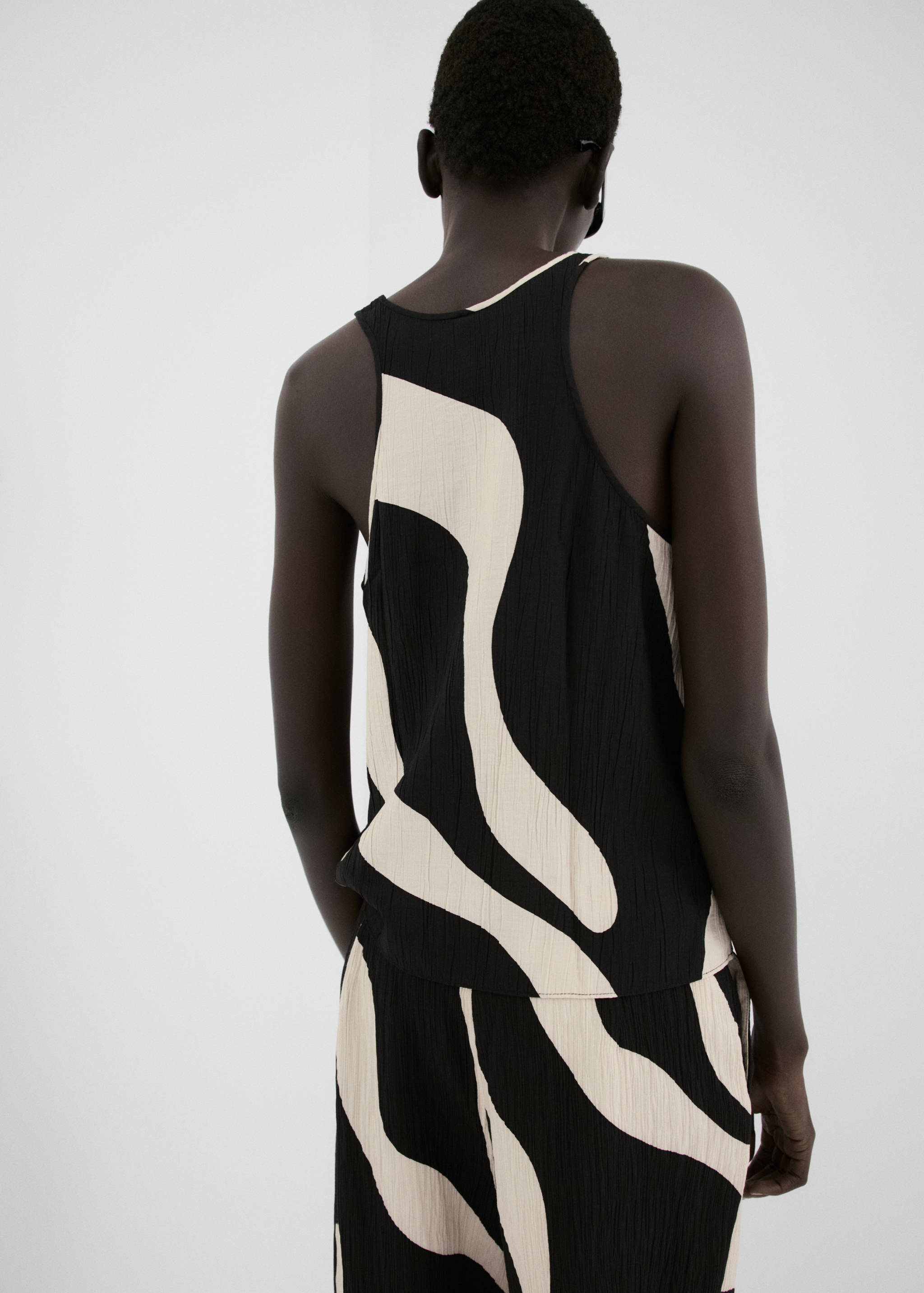 Gemustertes Crop-Top - Rückseite des Artikels