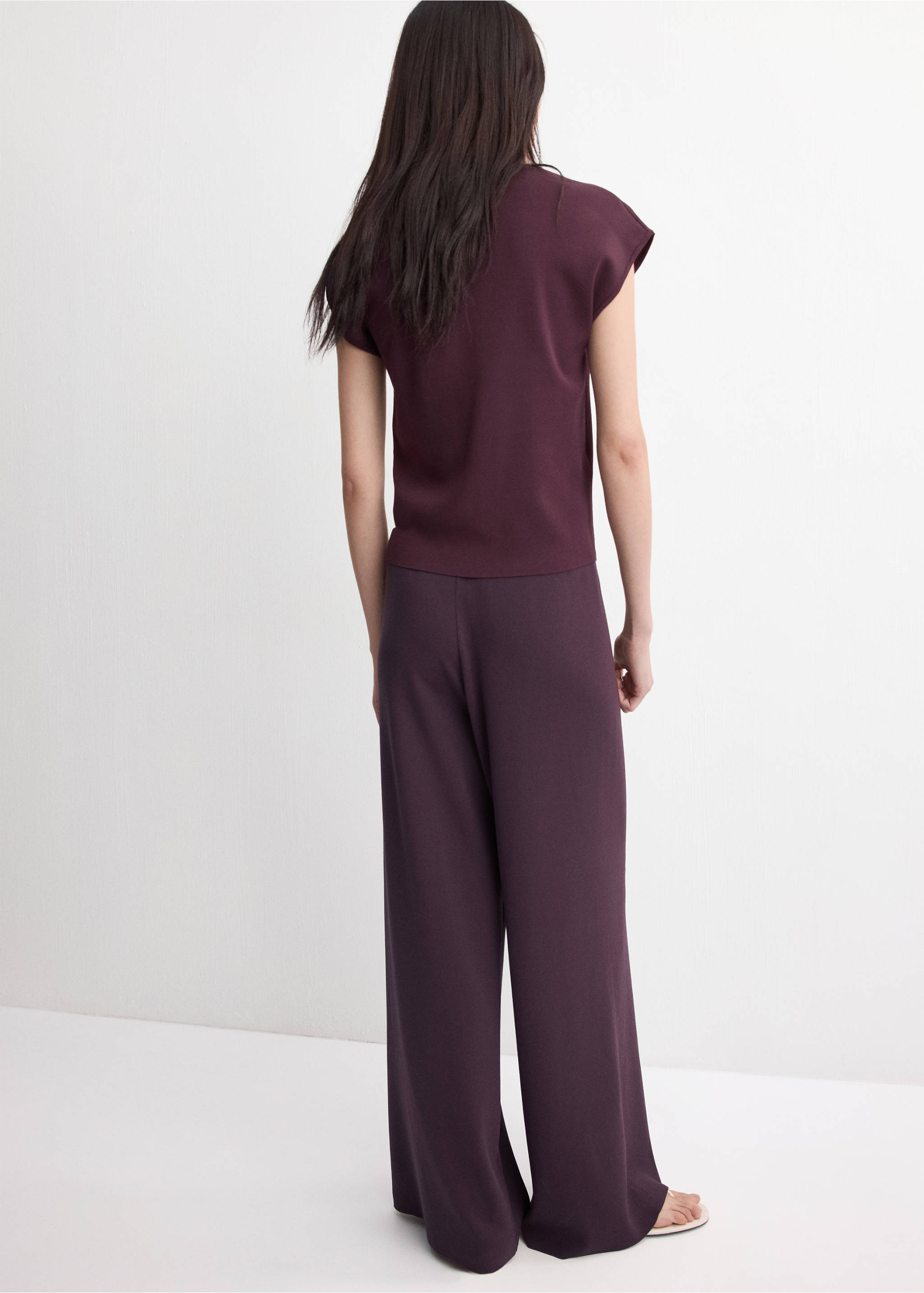 Knit trousers with mid-rise - Reverse of the article, Burgundy. Ref: 27055834-00.