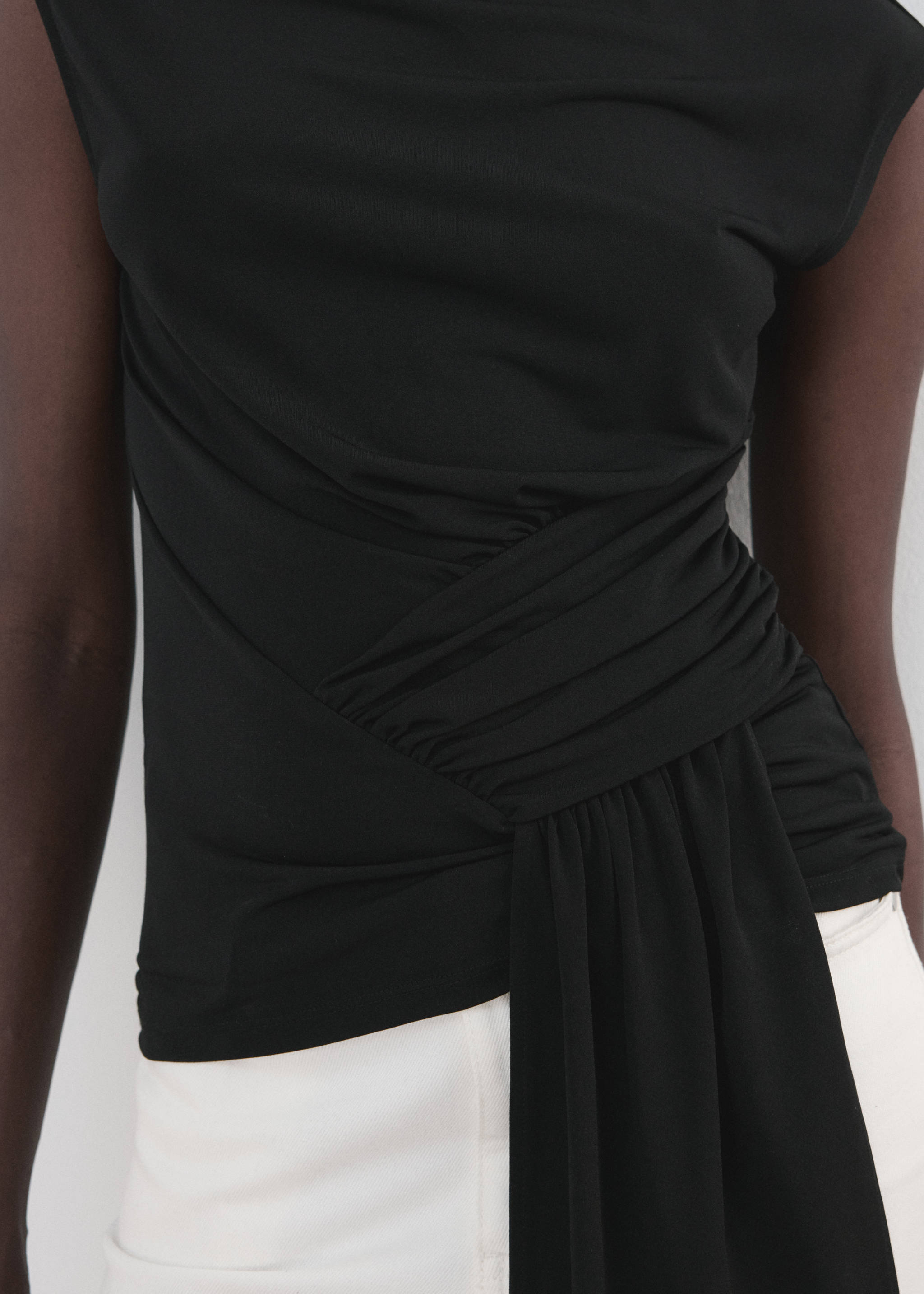 Ruched detail top - Details of the article 6